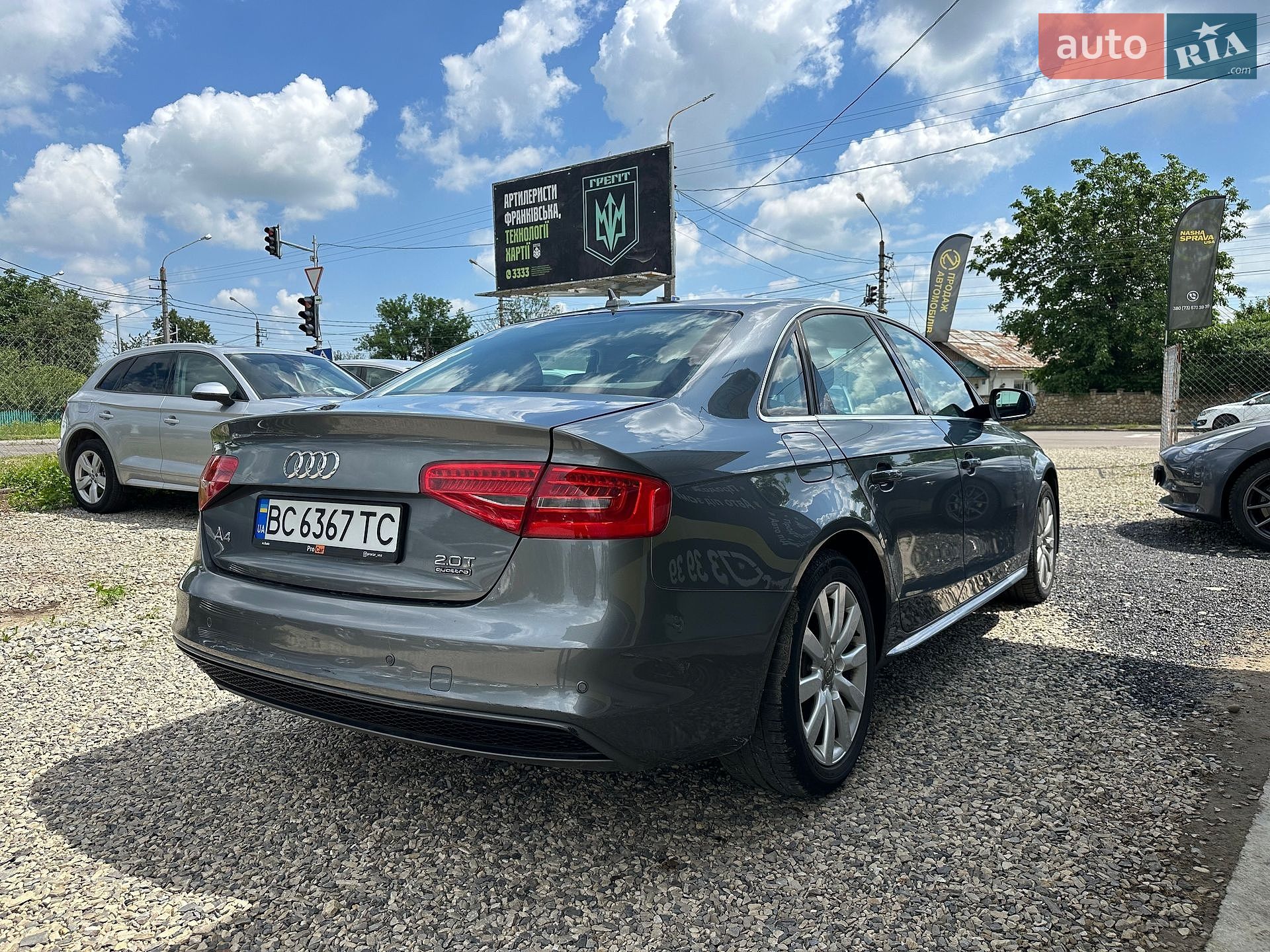 Audi A4 2014 VIN WAUBFAFL3FN023313 фото оголошення 12 з 16