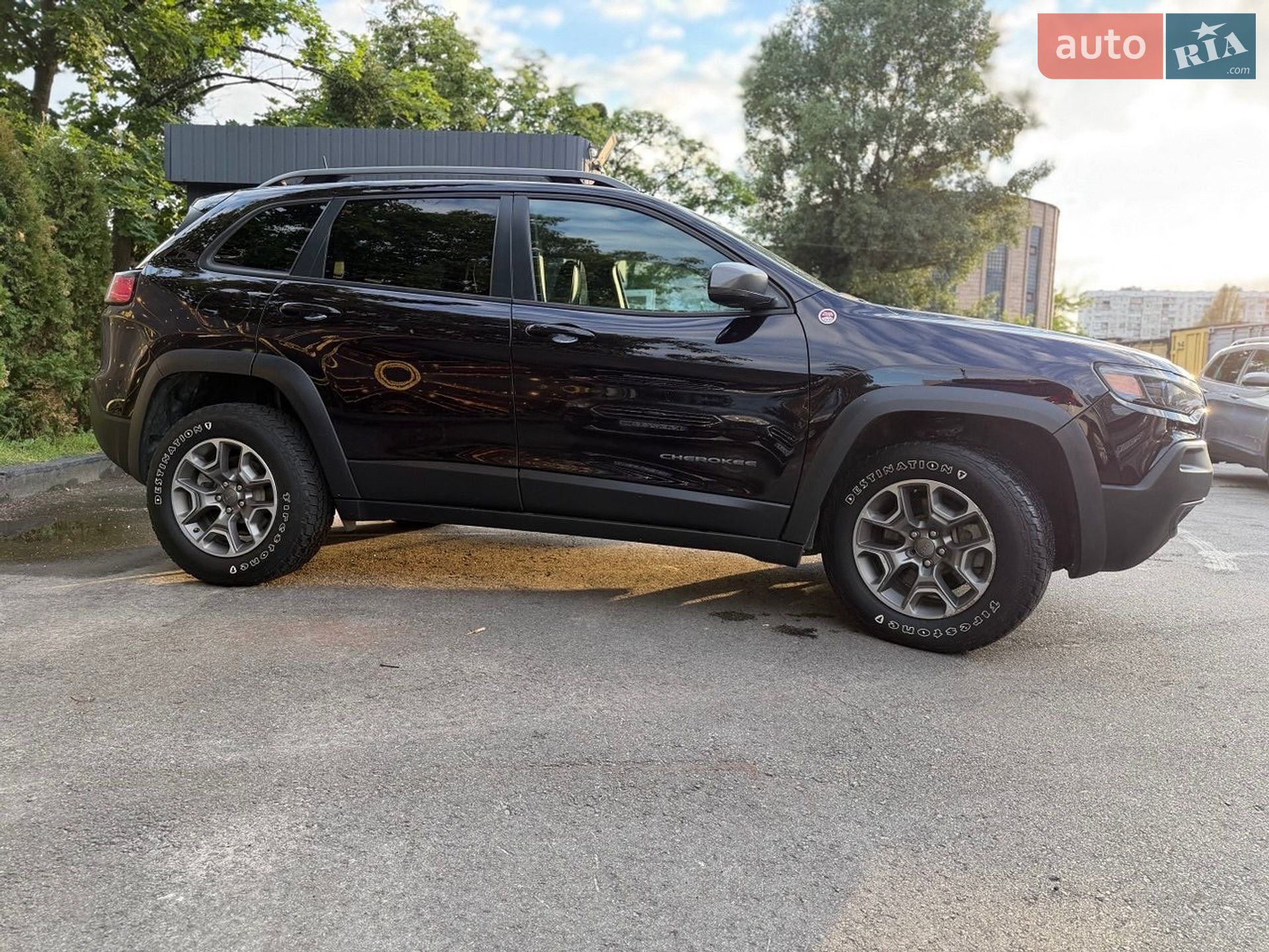 Jeep Cherokee 2021 VIN 1C4PJMBX1MD232859 фото оголошення 7 з 20