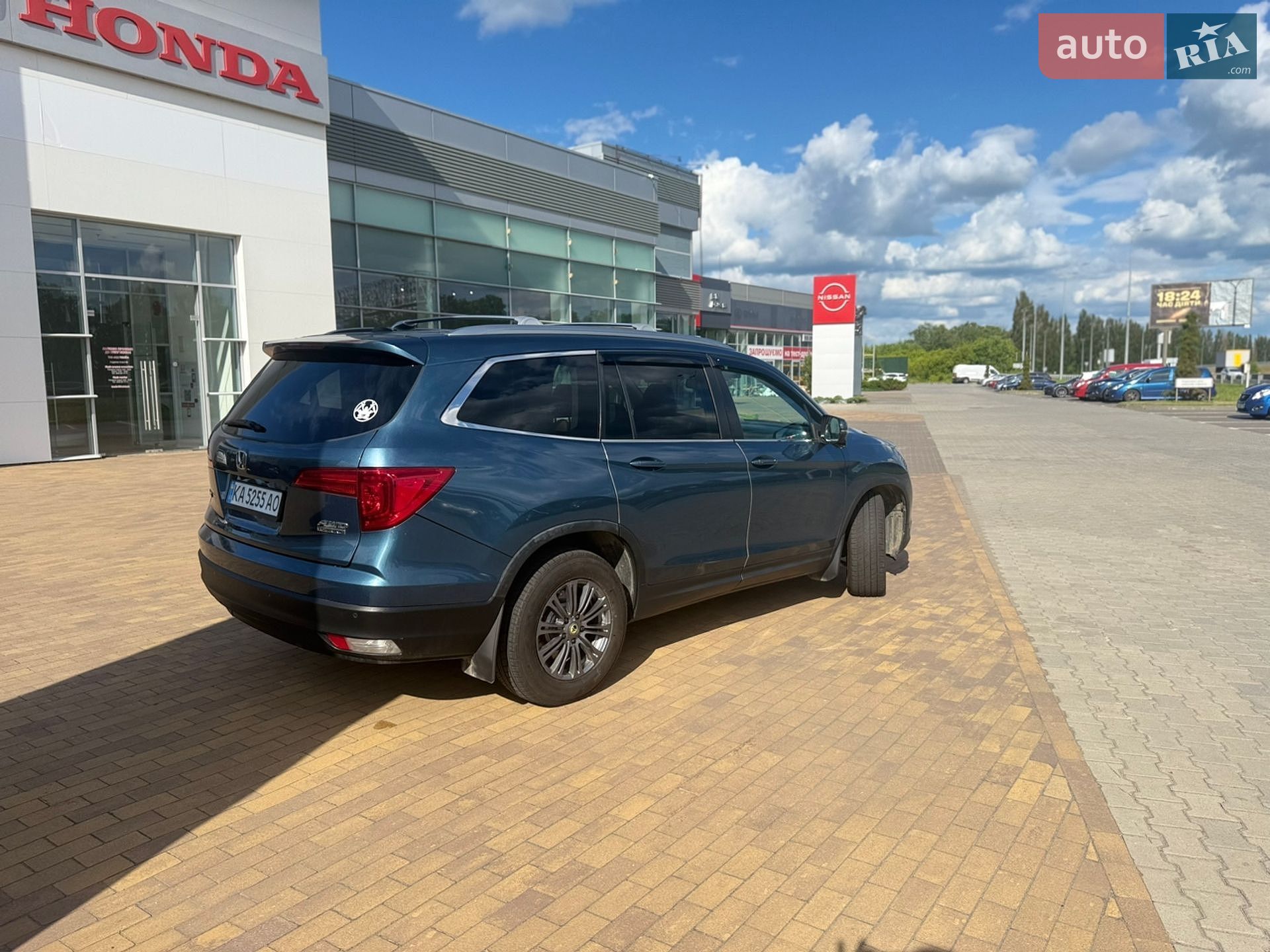 Honda Pilot 2017 VIN 5FNYF6H83HB501735 фото оголошення 4 з 25
