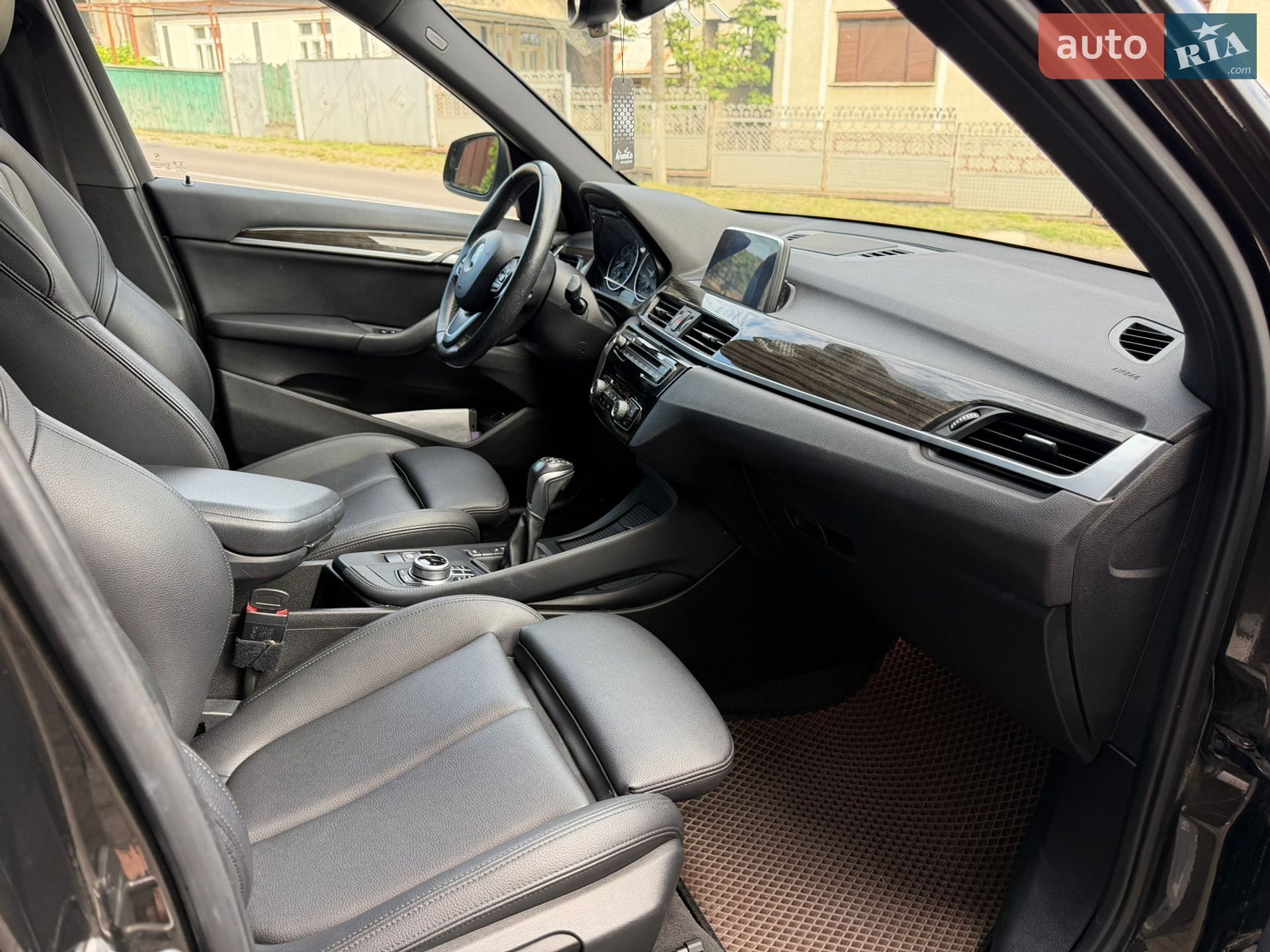 BMW X1 2018 VIN WBXHT3C35J5L26773 фото оголошення 17 з 29