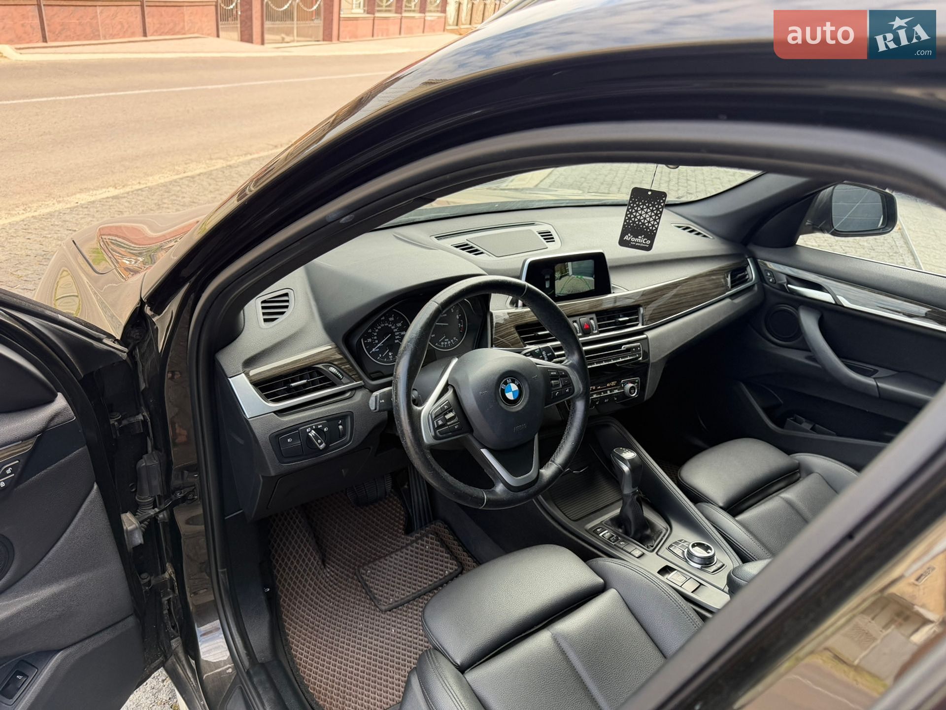 BMW X1 2018 VIN WBXHT3C35J5L26773 фото оголошення 25 з 29