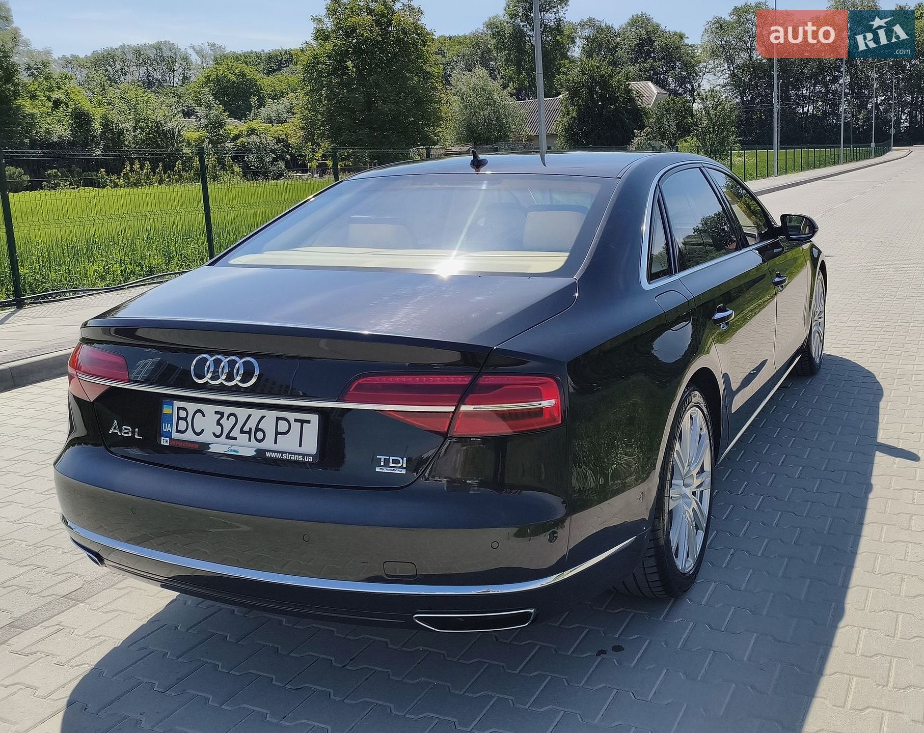 Audi A8 2014 VIN WAUZZZ4H3EN015942 фото оголошення 9 з 68
