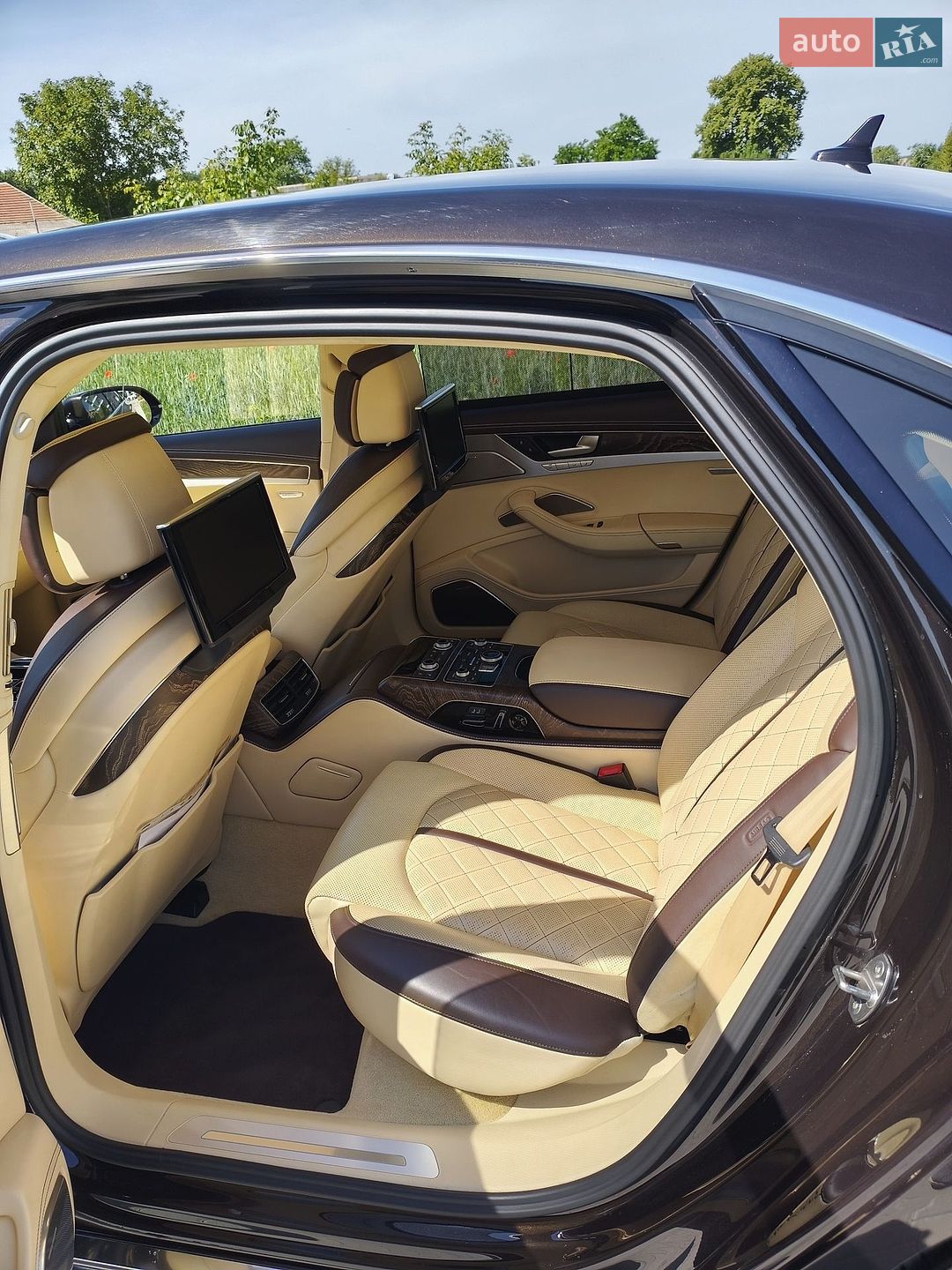 Audi A8 2014 VIN WAUZZZ4H3EN015942 фото оголошення 27 з 68