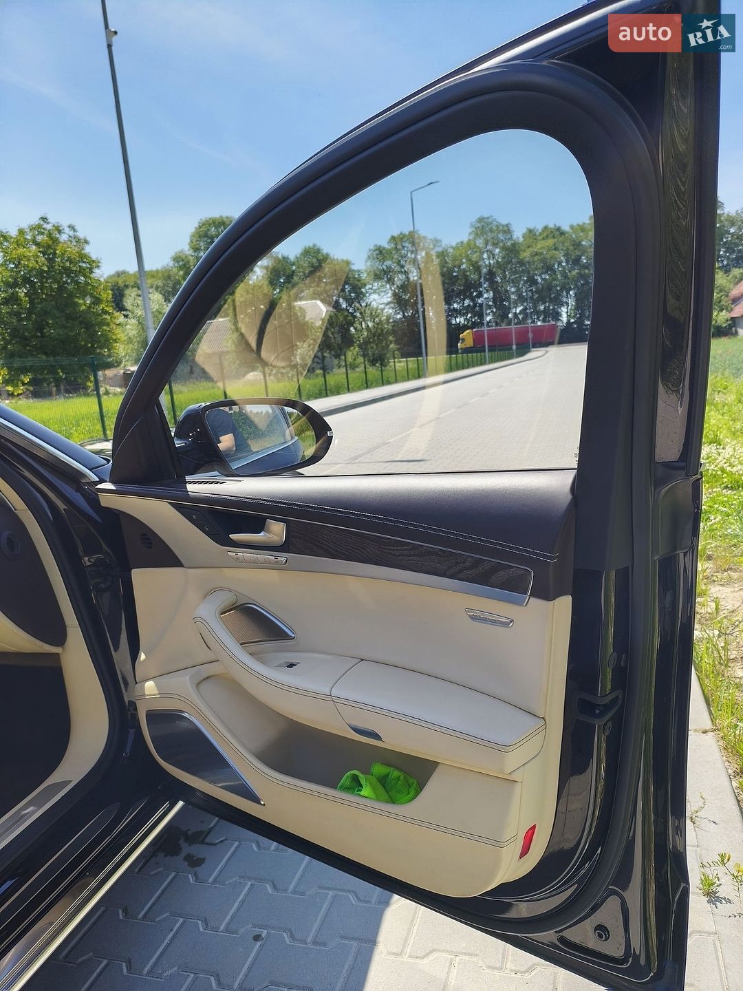 Audi A8 2014 VIN WAUZZZ4H3EN015942 фото оголошення 31 з 68