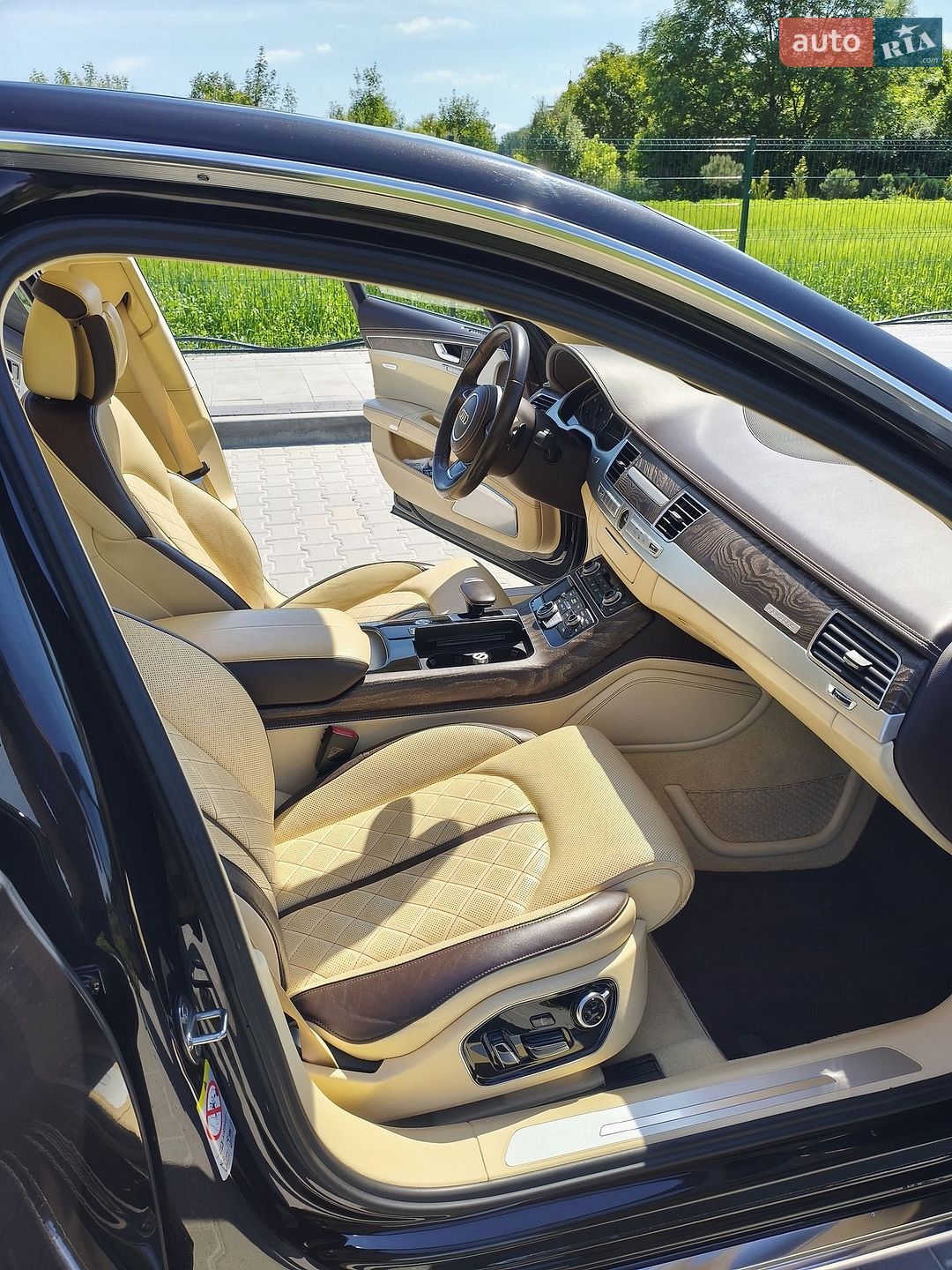 Audi A8 2014 VIN WAUZZZ4H3EN015942 фото оголошення 32 з 68