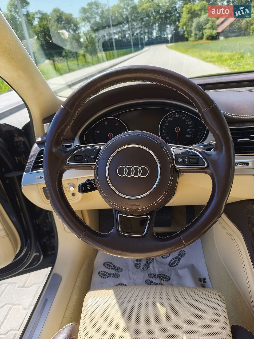 Audi A8 2014 VIN WAUZZZ4H3EN015942 фото оголошення 40 з 68
