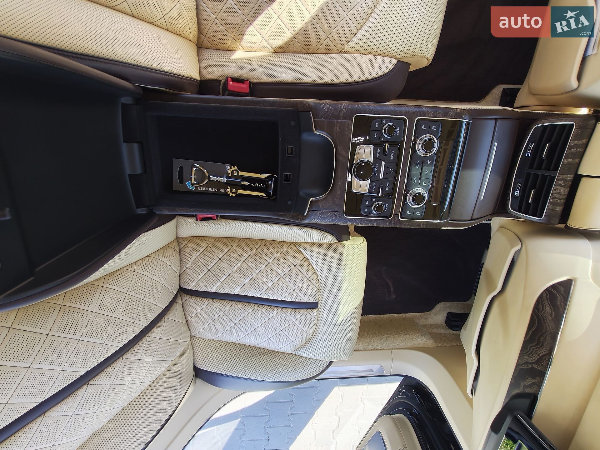 Audi A8 2014 VIN WAUZZZ4H3EN015942 фото оголошення 56 з 68