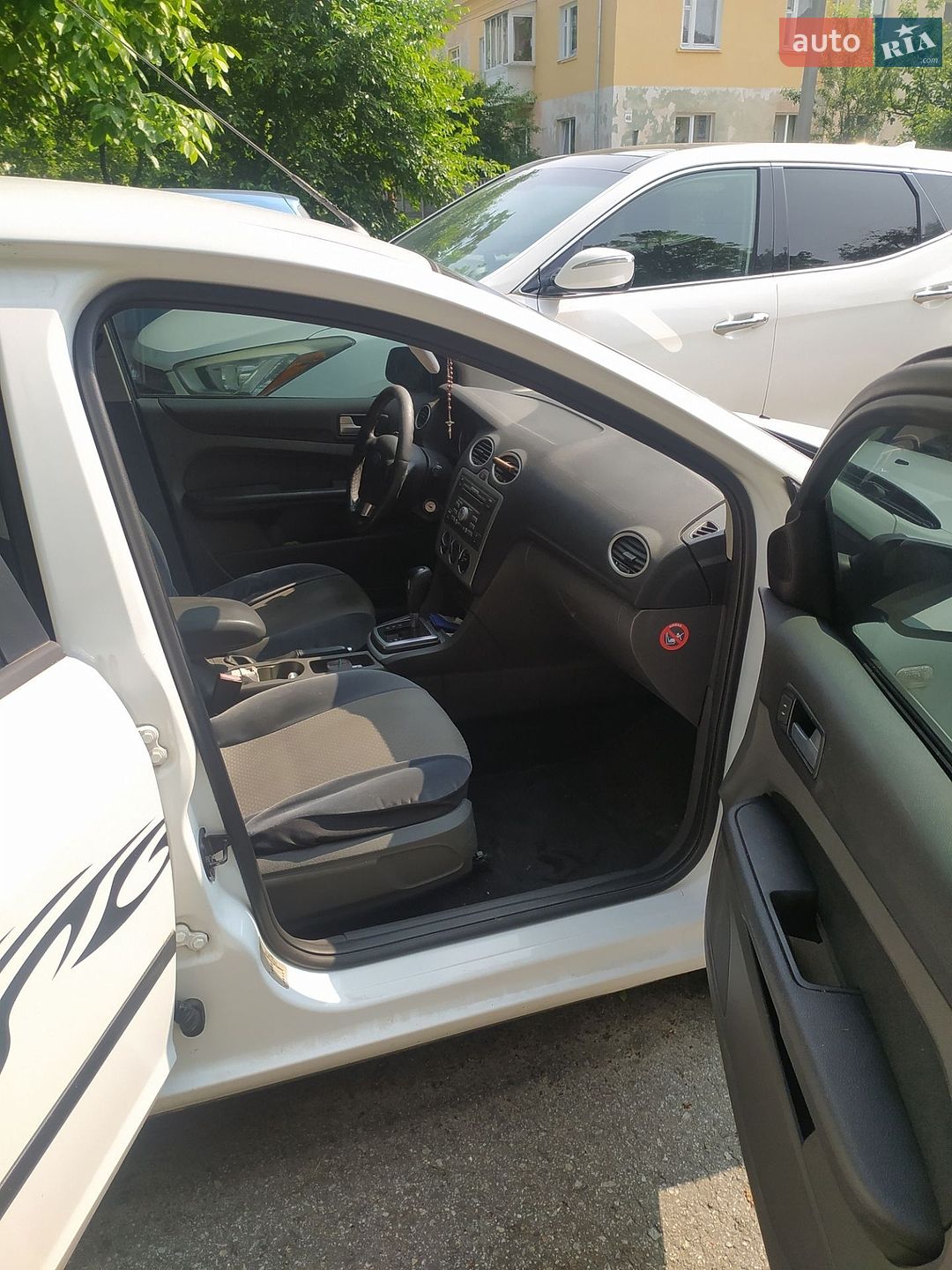 Ford Focus 2007 VIN WF0WXXGCDW7K88894 фото оголошення 4 з 9