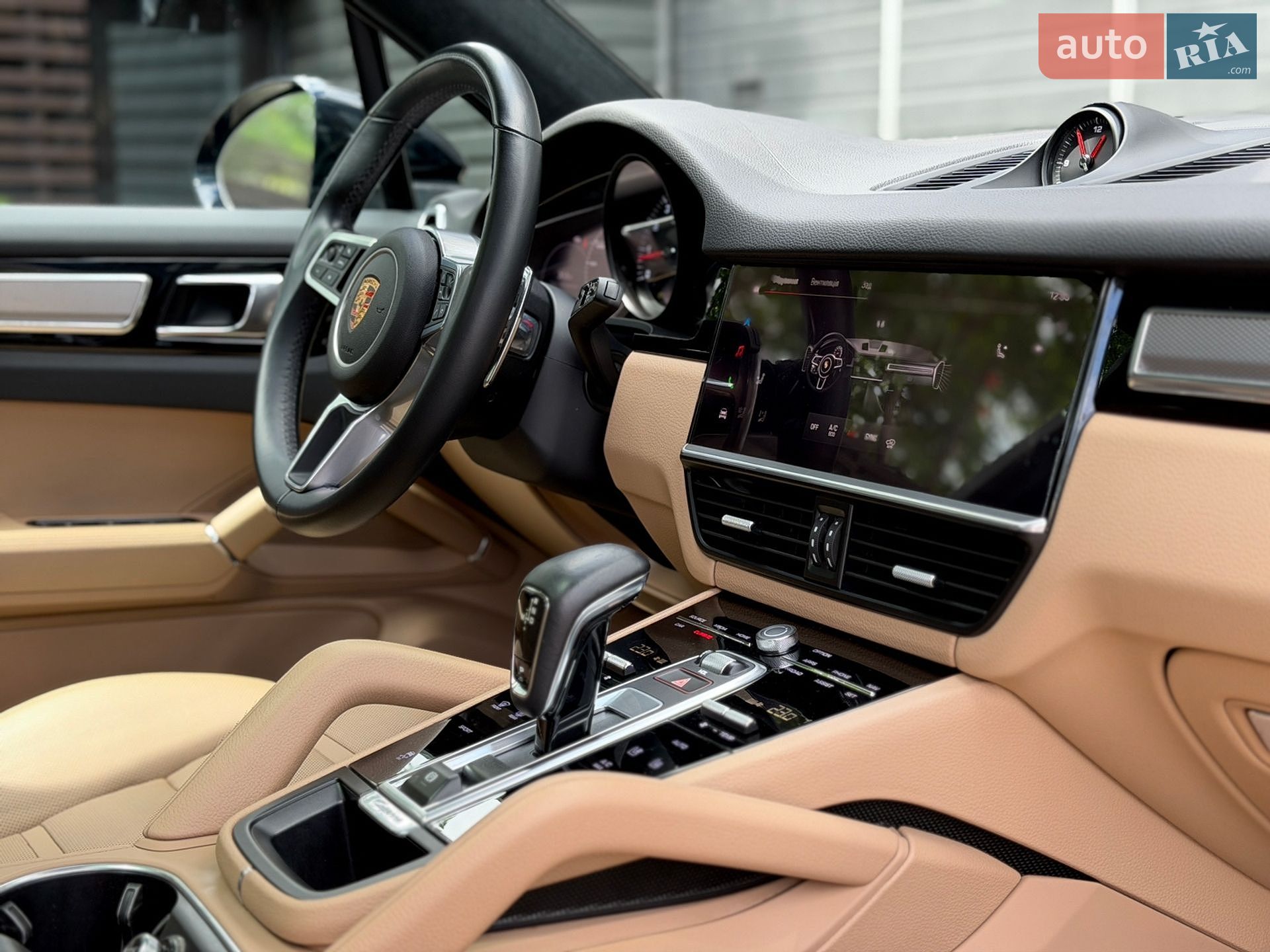 Porsche Cayenne 2022 VIN WP1AA2AY2PDA05090 фото оголошення 26 з 45