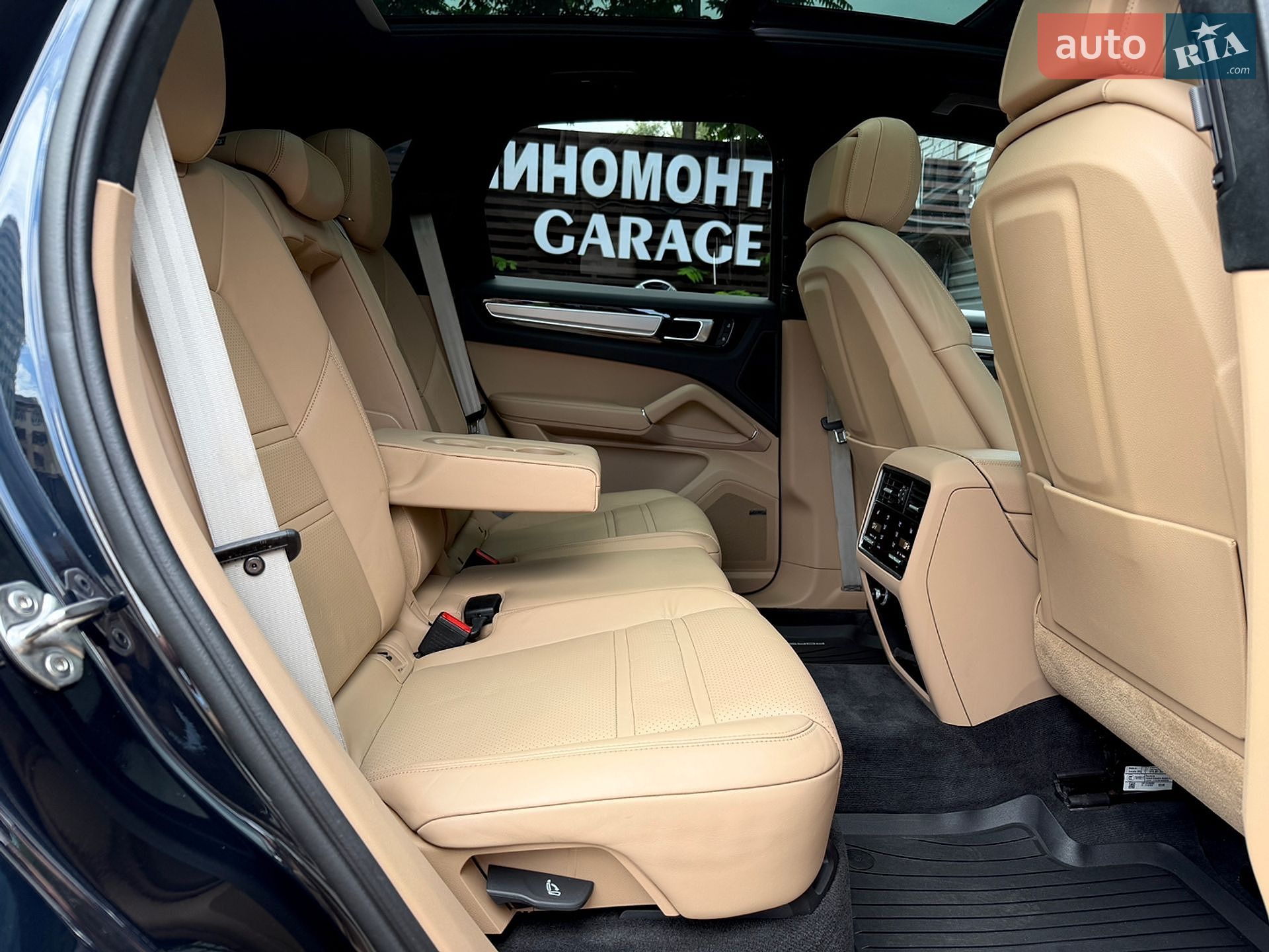 Porsche Cayenne 2022 VIN WP1AA2AY2PDA05090 фото оголошення 31 з 45