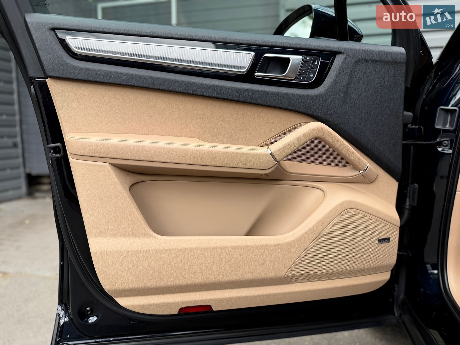 Porsche Cayenne 2022 VIN WP1AA2AY2PDA05090 фото оголошення 34 з 45