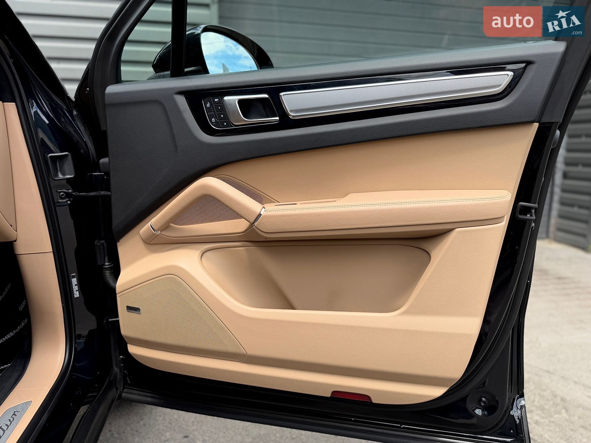 Porsche Cayenne 2022 VIN WP1AA2AY2PDA05090 фото оголошення 38 з 45