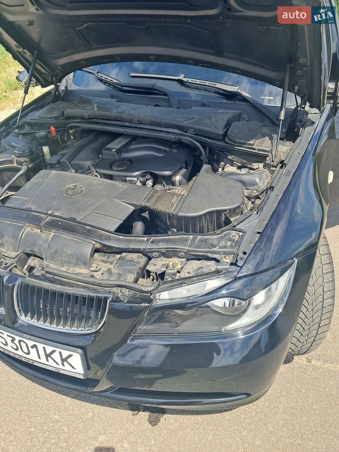 BMW 3 Series 2005 VIN WBAVA71070KR39685 фото оголошення 2 з 30