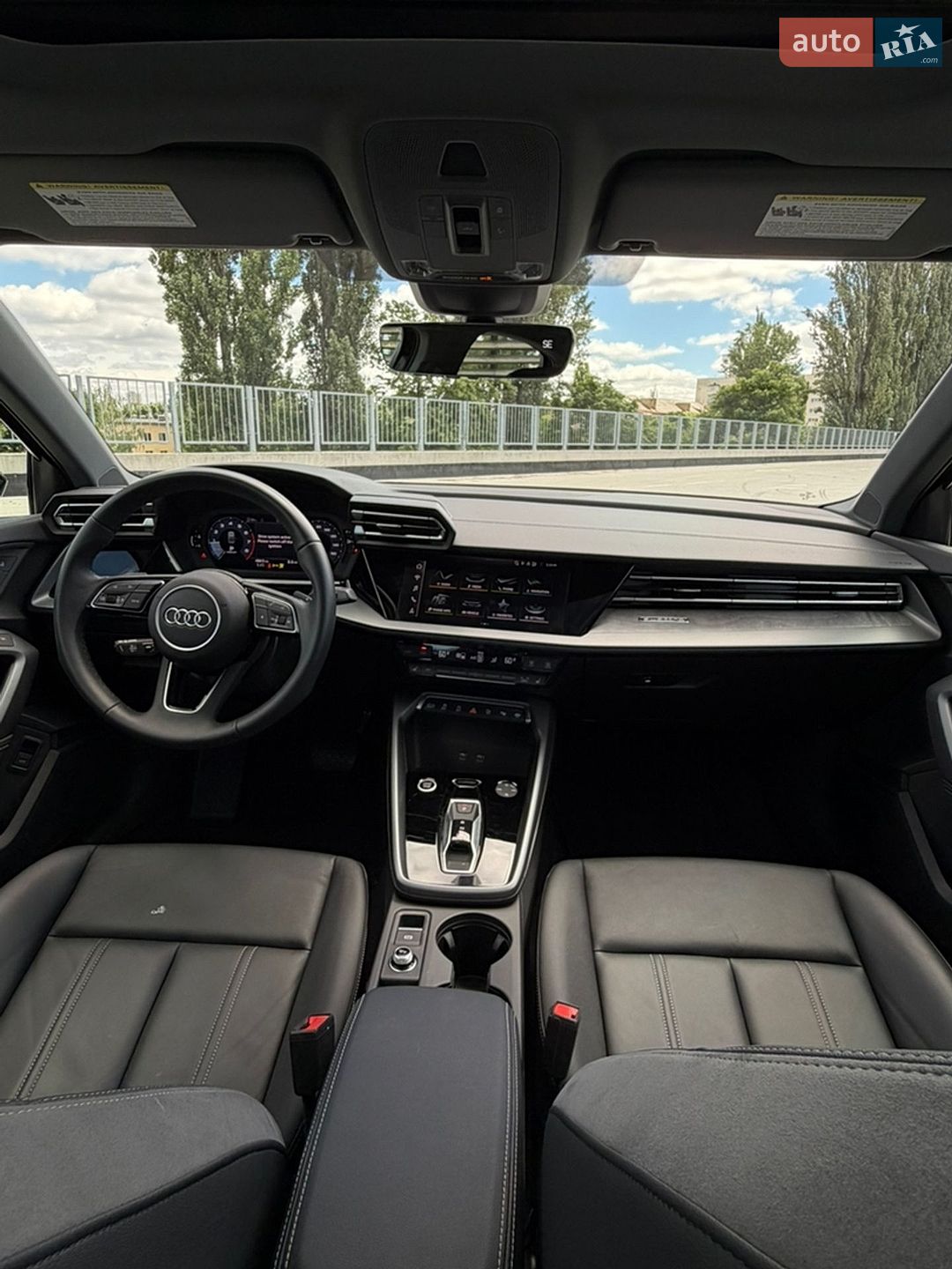 Audi A3 2024 VIN WAUGUDGY7SA038969 фото оголошення 8 з 16