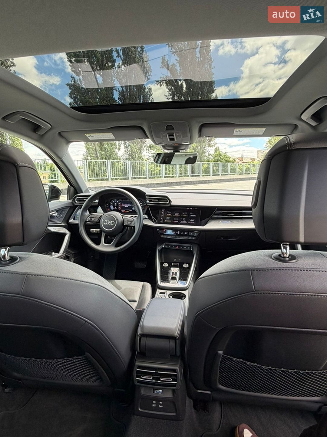 Audi A3 2024 VIN WAUGUDGY7SA038969 фото оголошення 9 з 16