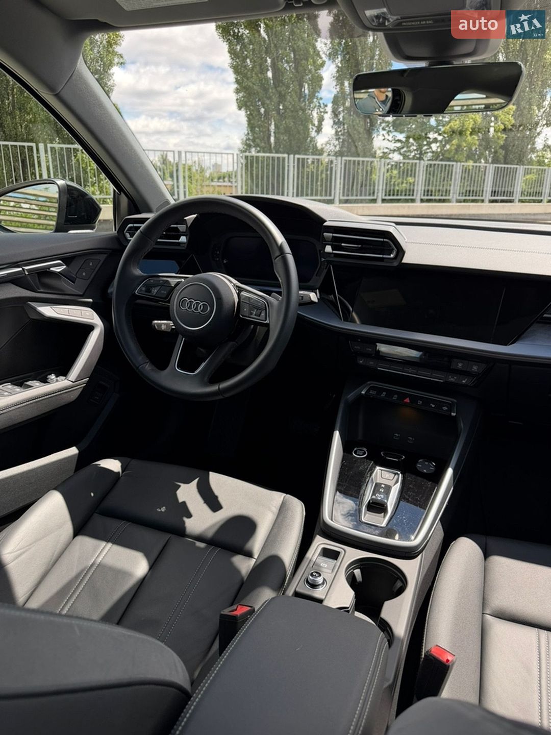 Audi A3 2024 VIN WAUGUDGY7SA038969 фото оголошення 14 з 16