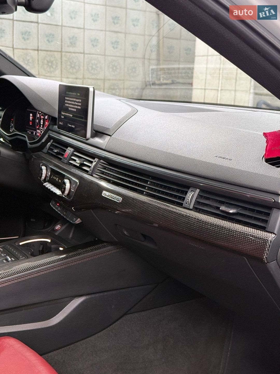 Audi S4 2017 VIN WAUB4AF4XJA044884 фото оголошення 33 з 36