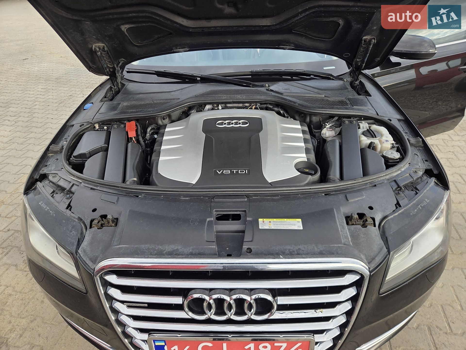 Audi A8 2011 VIN WAUZZZ4H1BN018320 фото оголошення 9 з 24