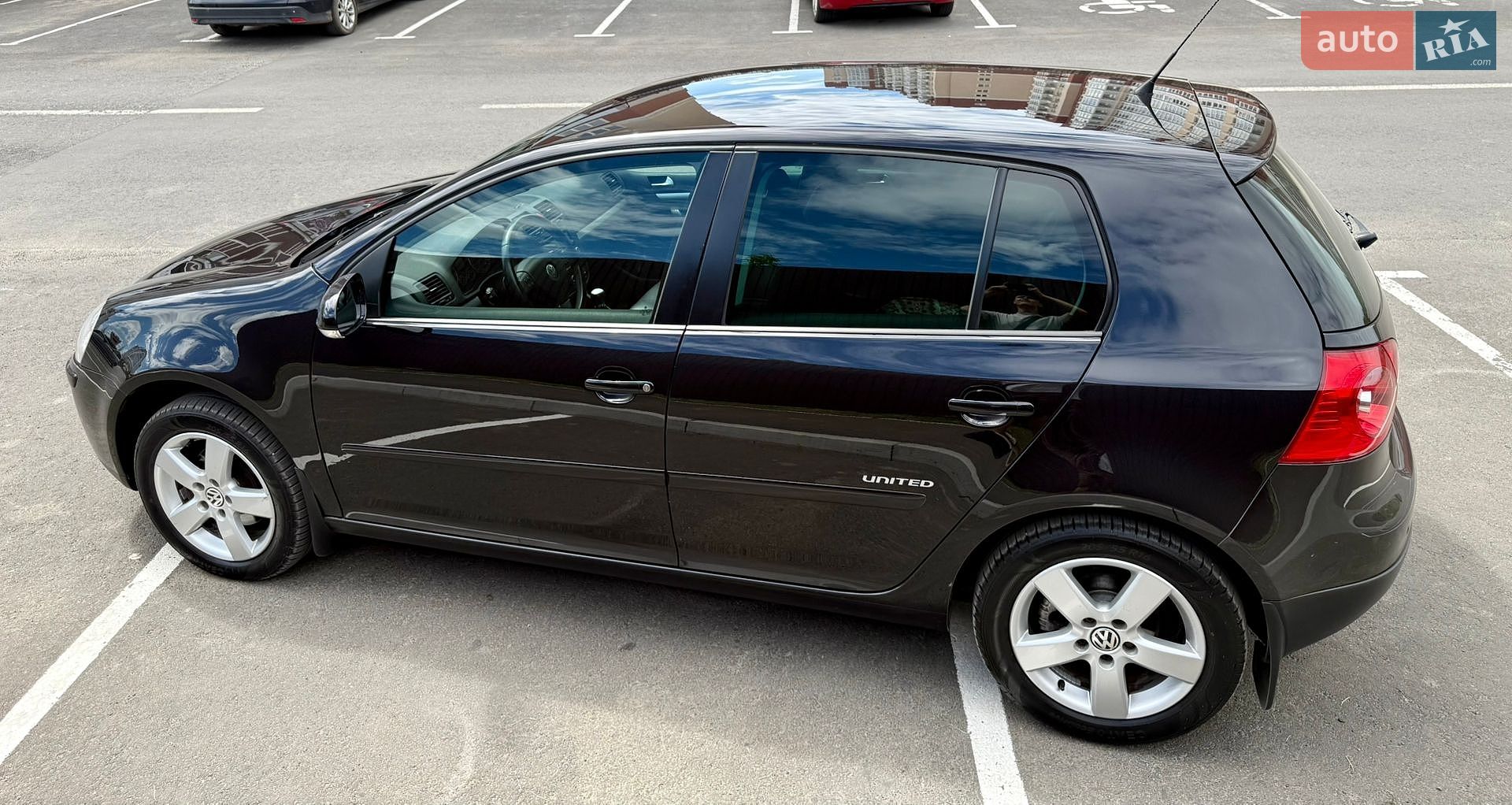 Volkswagen Golf 2007 VIN WVWZZZ1KZ8W184410 фото оголошення 9 з 113