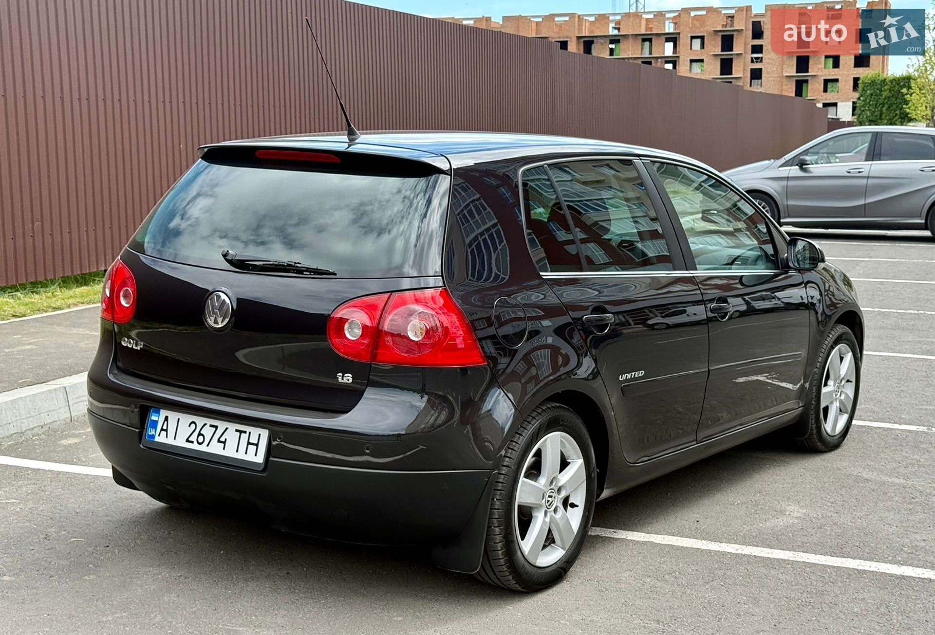 Volkswagen Golf 2007 VIN WVWZZZ1KZ8W184410 фото оголошення 16 з 113