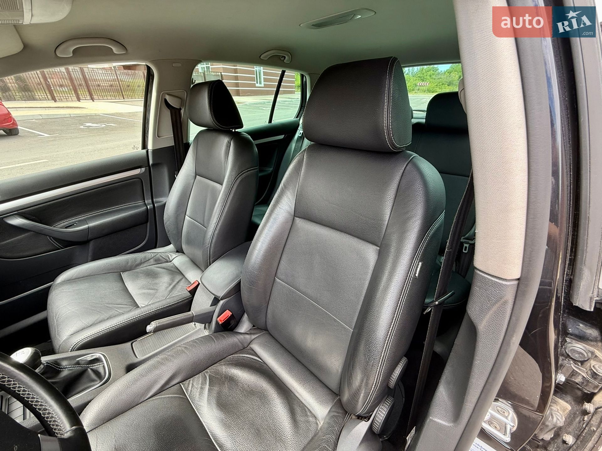 Volkswagen Golf 2007 VIN WVWZZZ1KZ8W184410 фото оголошення 43 з 113
