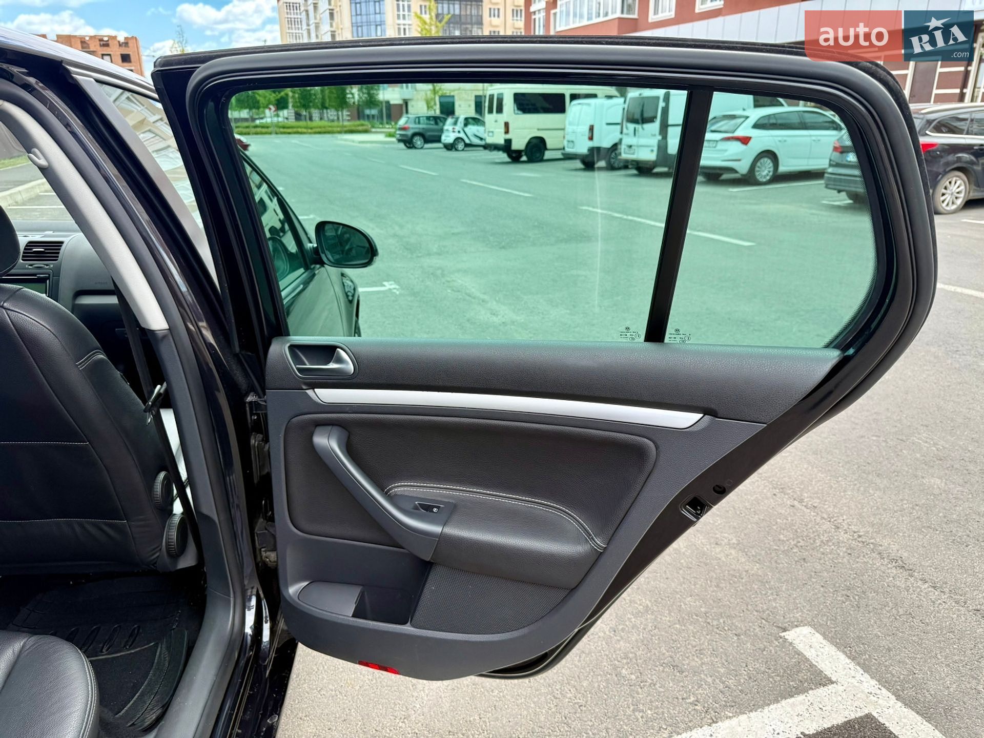 Volkswagen Golf 2007 VIN WVWZZZ1KZ8W184410 фото оголошення 82 з 113