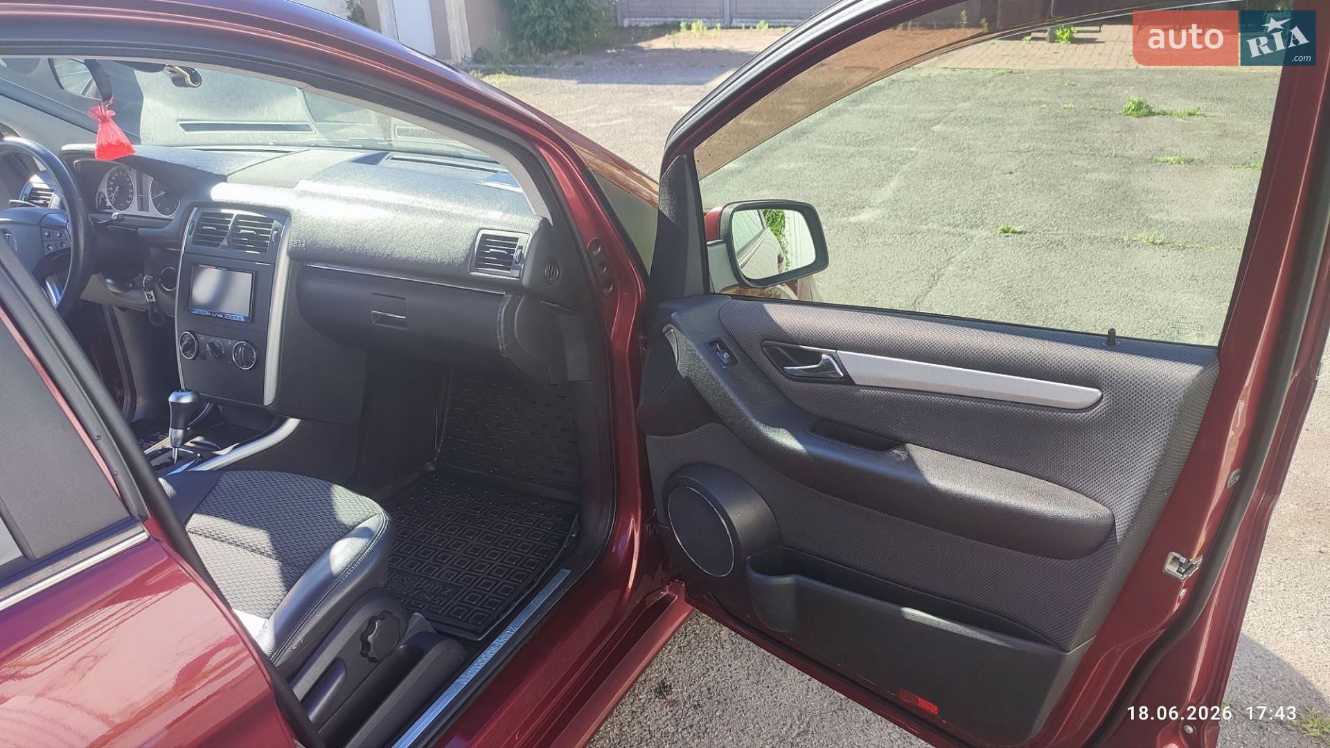 Mercedes-Benz B-Class 2009 VIN WDD2452322J539827 фото оголошення 24 з 27