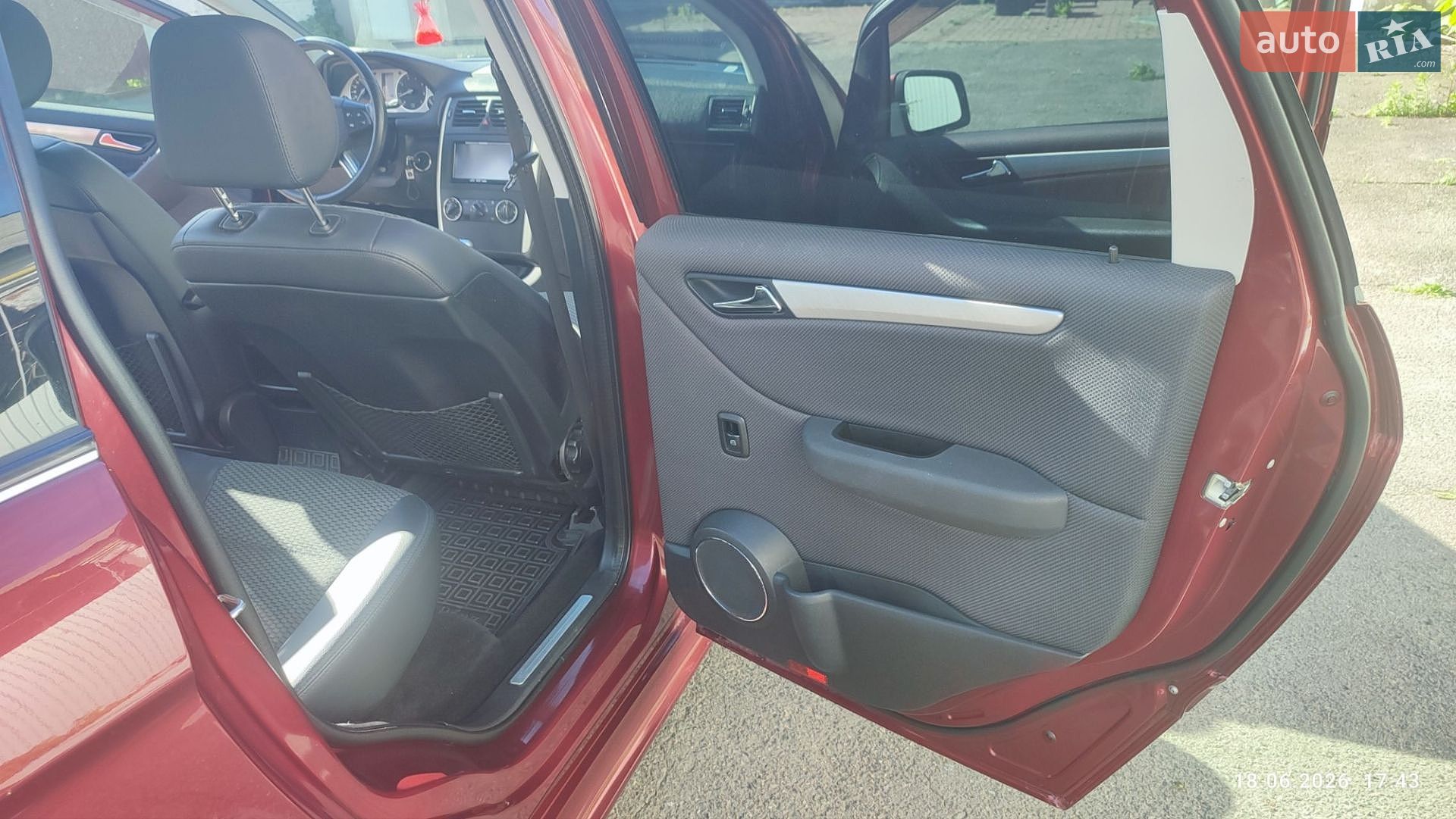 Mercedes-Benz B-Class 2009 VIN WDD2452322J539827 фото оголошення 25 з 27