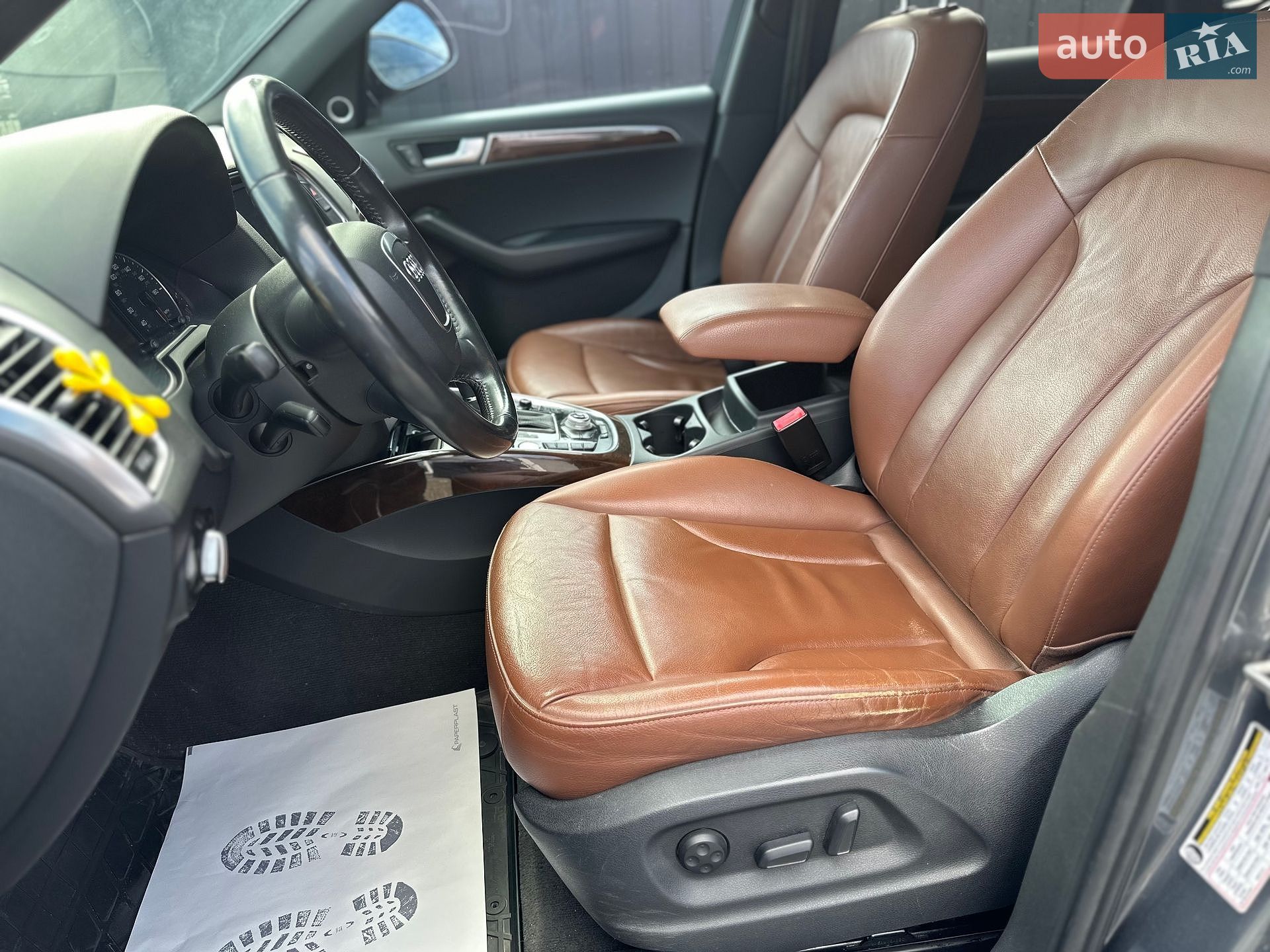 Audi Q5 2011 VIN WA1LFAFP4CA006429 фото оголошення 9 з 16