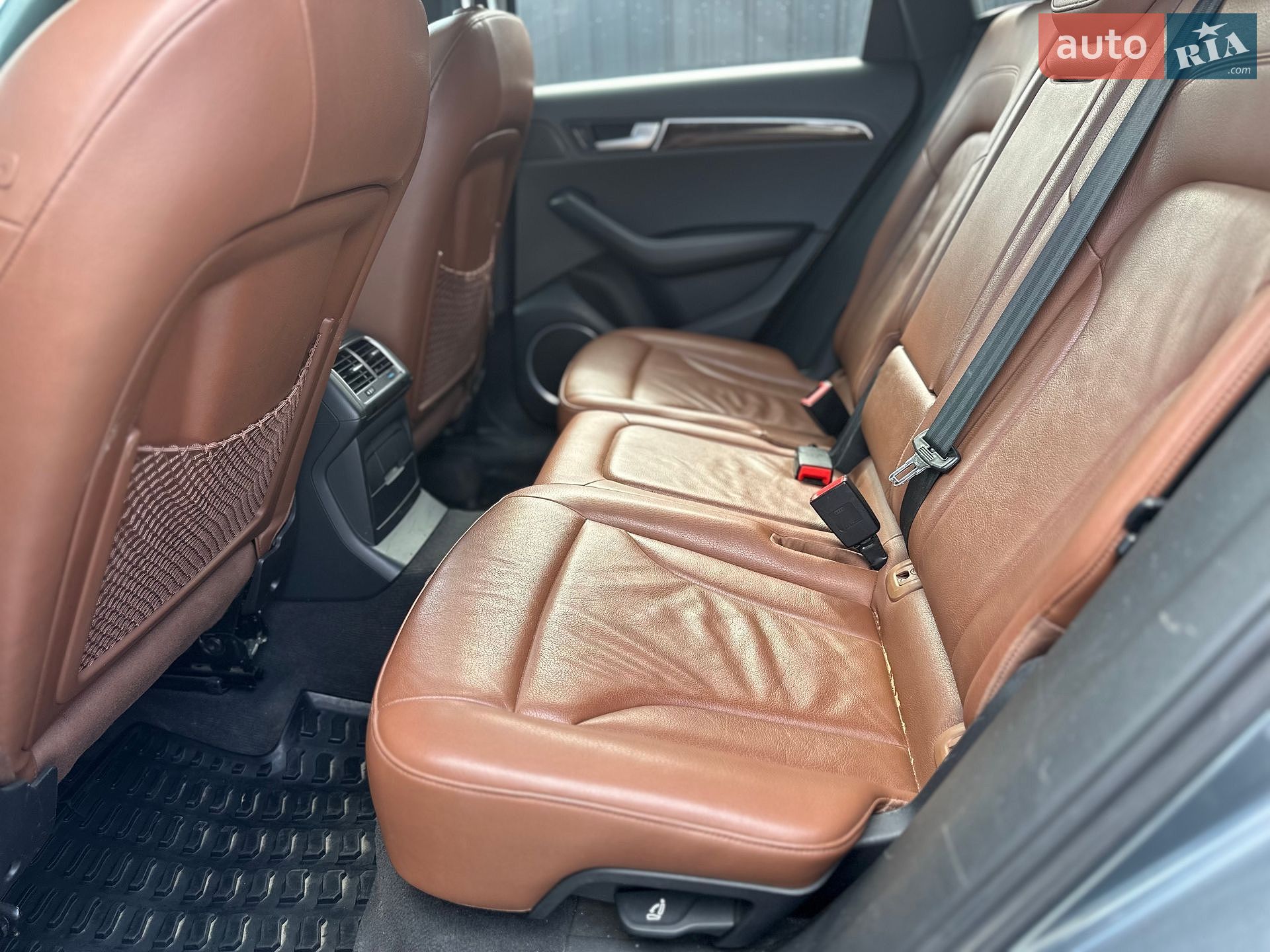 Audi Q5 2011 VIN WA1LFAFP4CA006429 фото оголошення 11 з 16