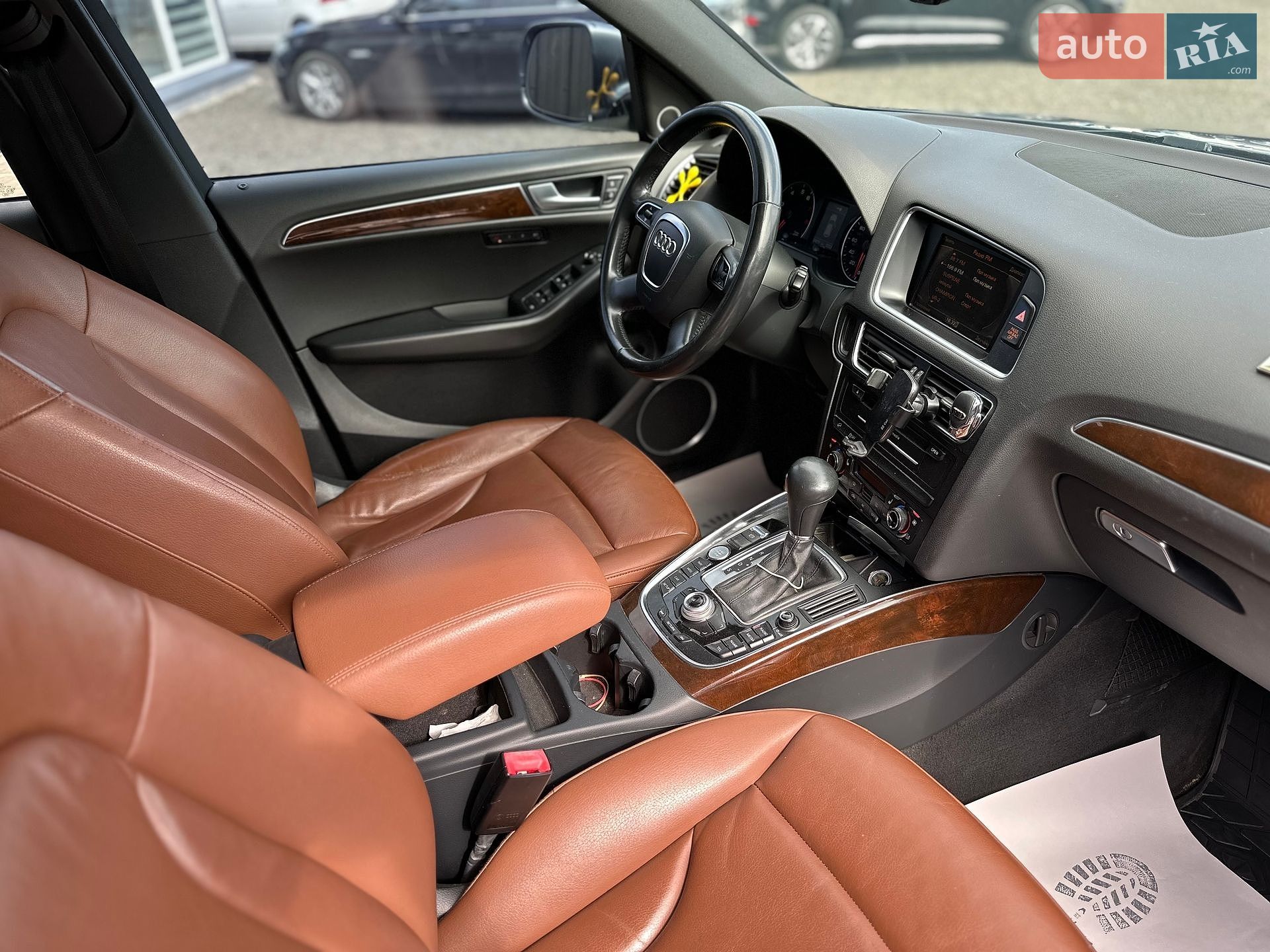 Audi Q5 2011 VIN WA1LFAFP4CA006429 фото оголошення 14 з 16