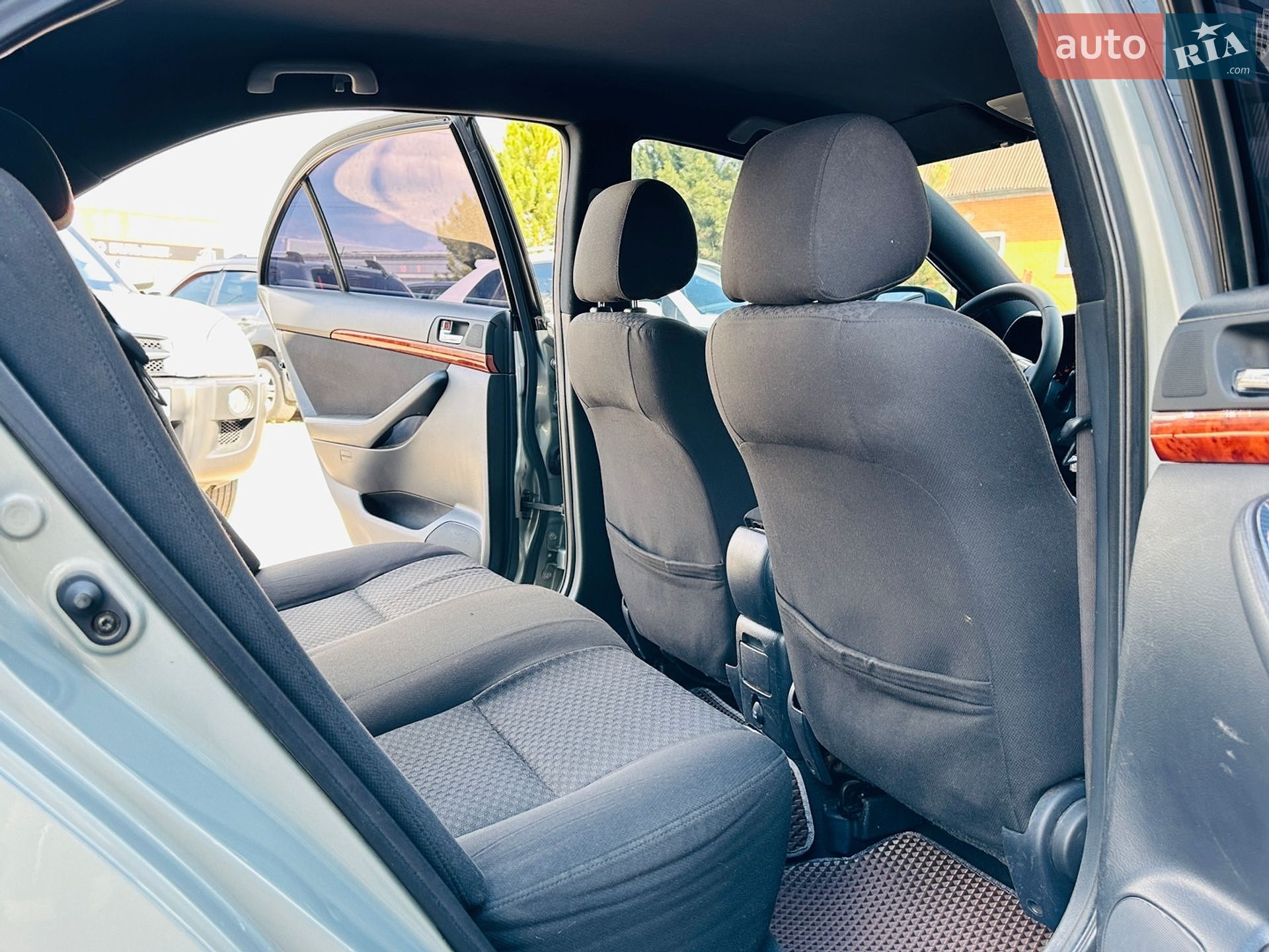 Toyota Avensis 2005 VIN SB1BR56L90E144280 фото оголошення 17 з 35