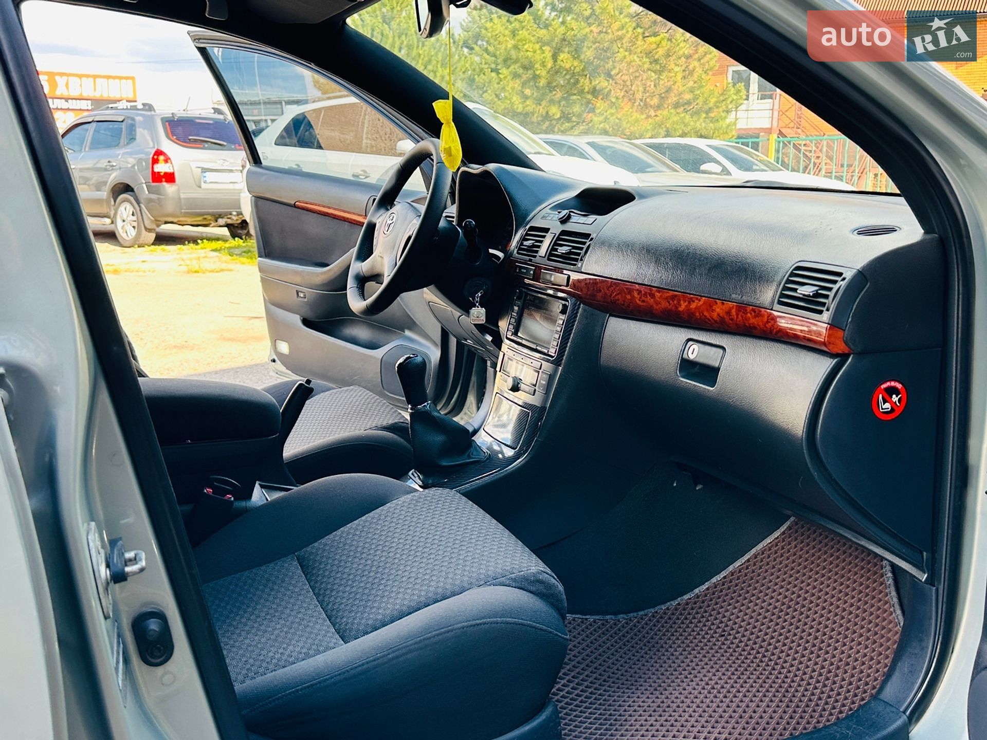 Toyota Avensis 2005 VIN SB1BR56L90E144280 фото оголошення 28 з 35