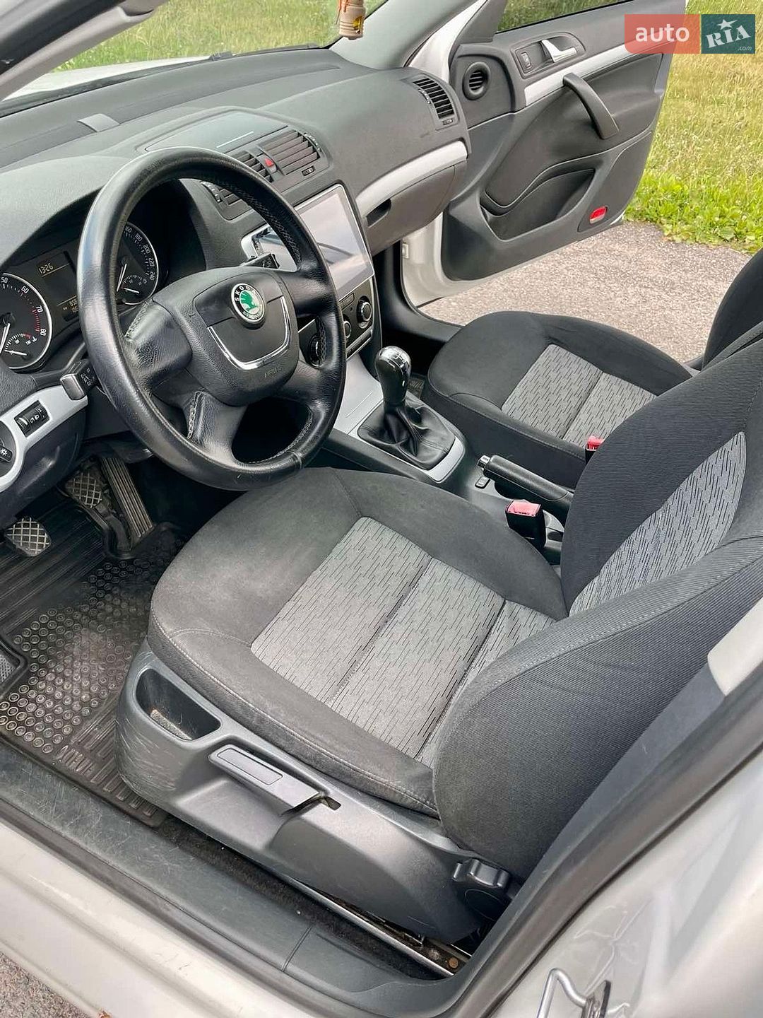 Skoda Octavia 2010 VIN Y6UCA41Z5BB150675 фото оголошення 17 з 41