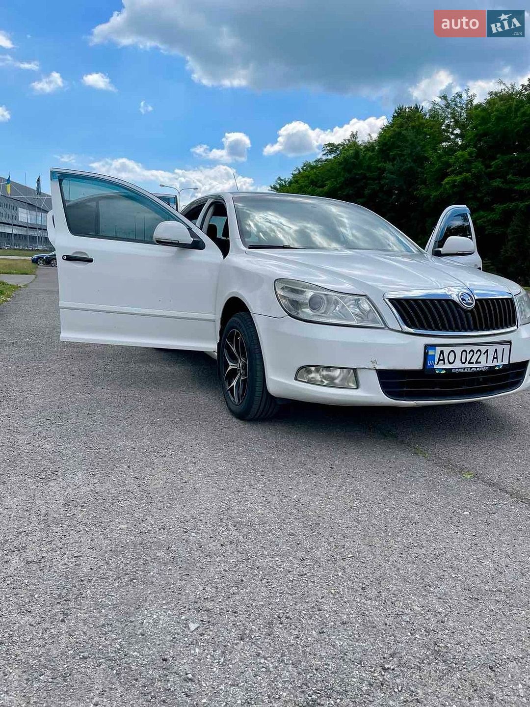 Skoda Octavia 2010 VIN Y6UCA41Z5BB150675 фото оголошення 4 з 41