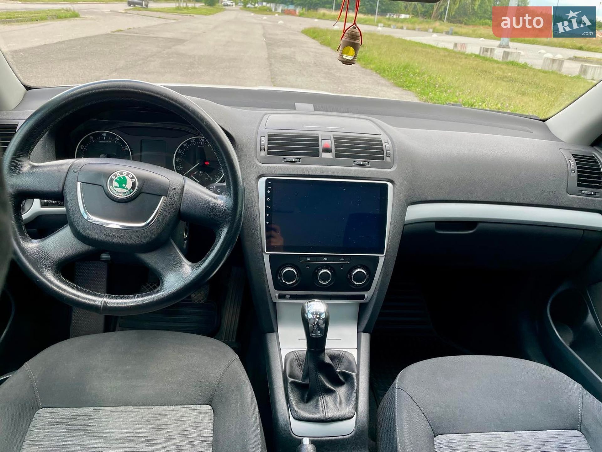 Skoda Octavia 2010 VIN Y6UCA41Z5BB150675 фото оголошення 18 з 41
