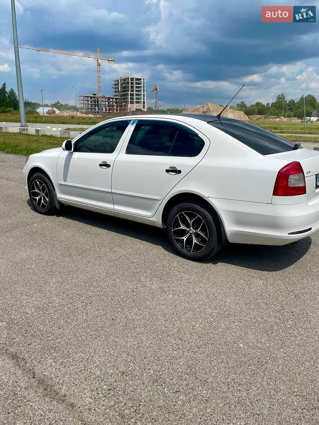 Skoda Octavia 2010 VIN Y6UCA41Z5BB150675 фото оголошення 7 з 41
