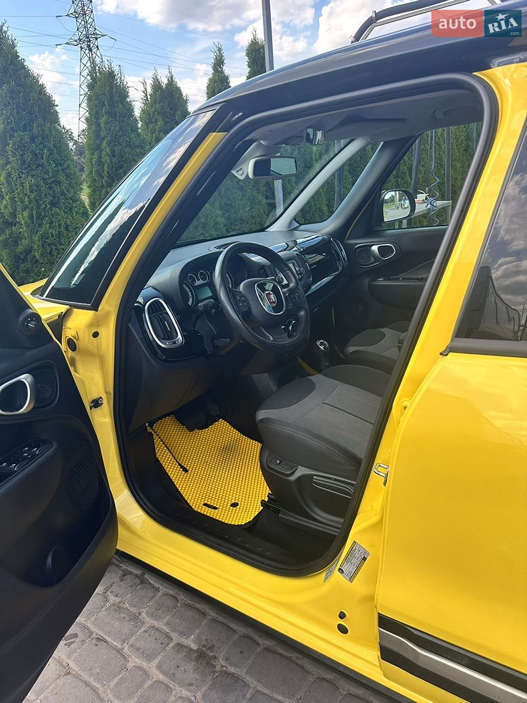 Fiat 500l 2015 VIN ZFBCFADH3GZ037554 фото оголошення 8 з 12