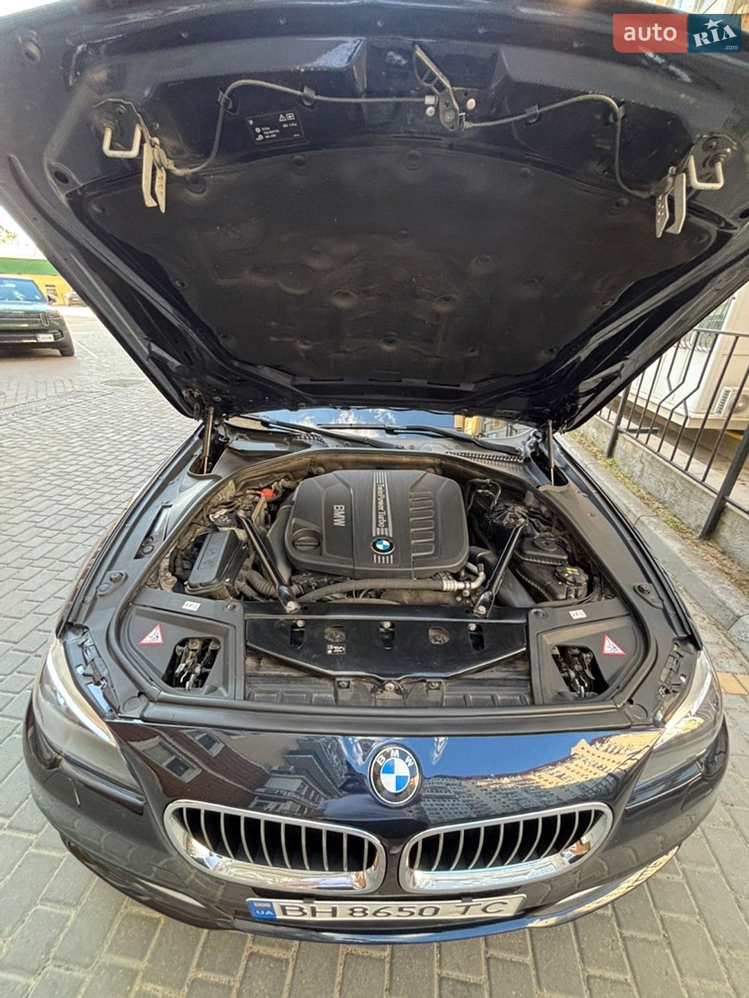 BMW 5 Series 2015 VIN WBAFV3C52GD687518 фото оголошення 13 з 22
