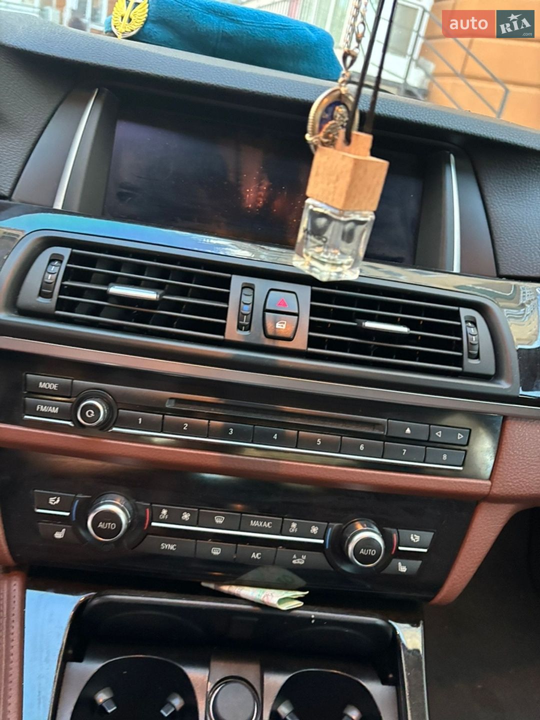BMW 5 Series 2015 VIN WBAFV3C52GD687518 фото оголошення 18 з 22