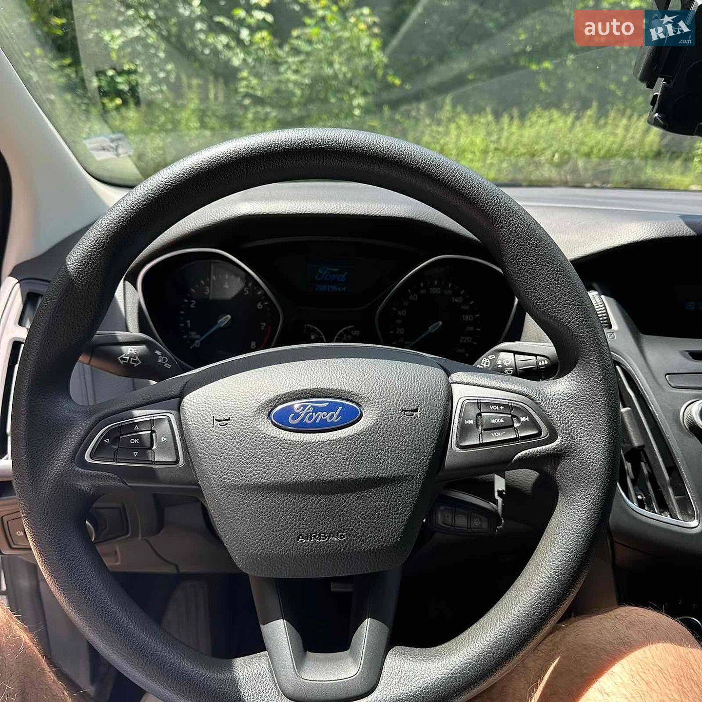 Ford Focus 2016 VIN WF06XXGCC6GD55592 фото оголошення 13 з 22