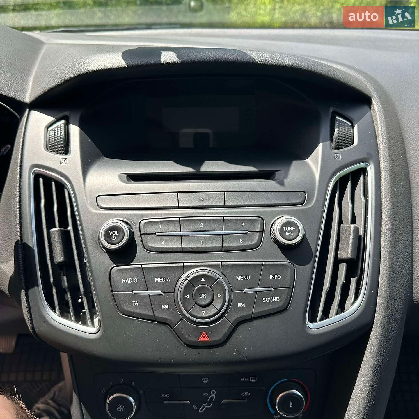 Ford Focus 2016 VIN WF06XXGCC6GD55592 фото оголошення 15 з 22