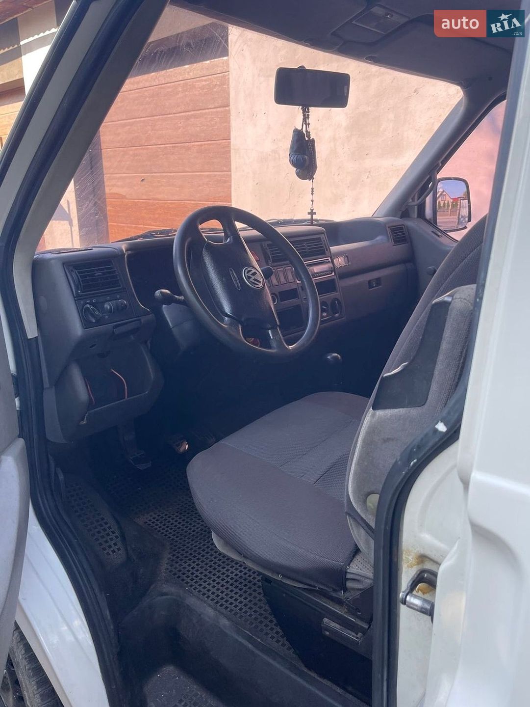 Volkswagen Transporter 1999 VIN WV1ZZZ70ZYH023120 фото оголошення 10 з 13