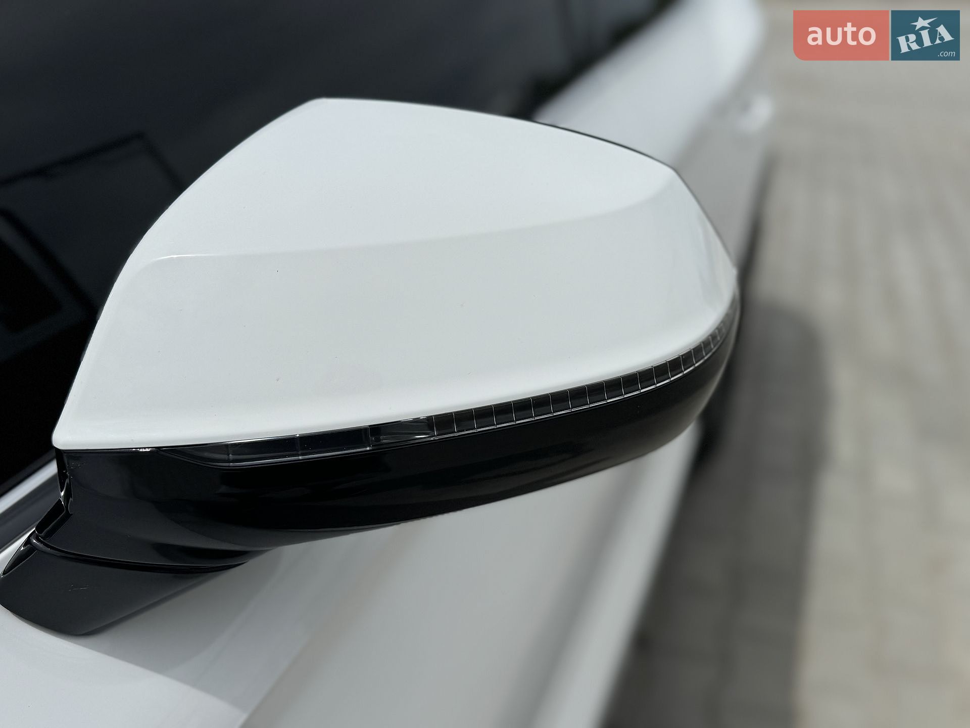 Audi Q5 2019 VIN WA1BNAFY7K2079343 фото оголошення 28 з 41
