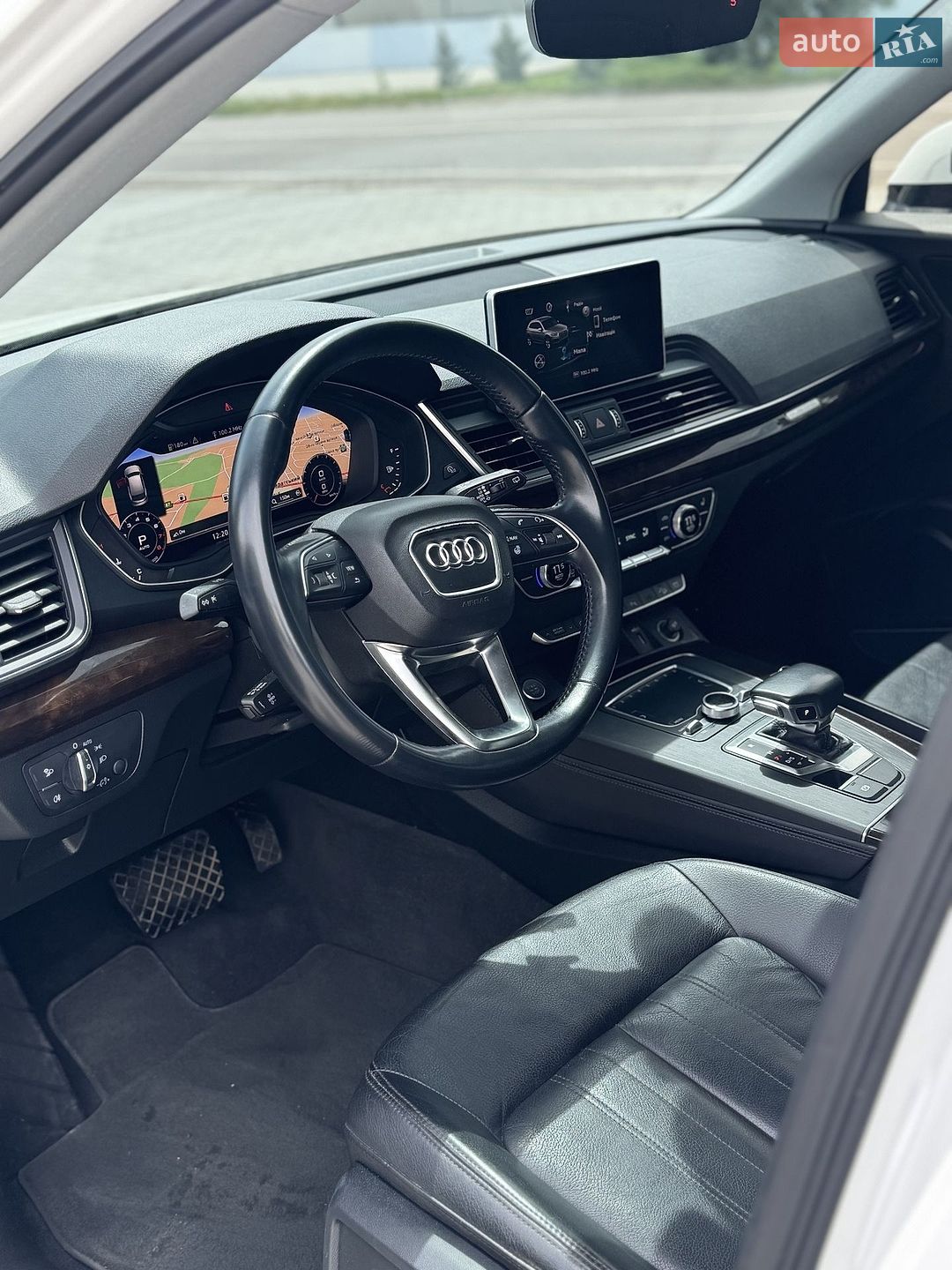 Audi Q5 2019 VIN WA1BNAFY7K2079343 фото оголошення 22 з 41