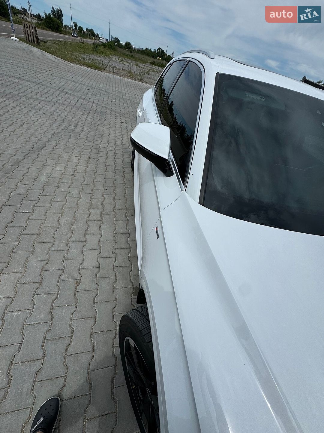 Audi Q5 2019 VIN WA1BNAFY7K2079343 фото оголошення 19 з 41