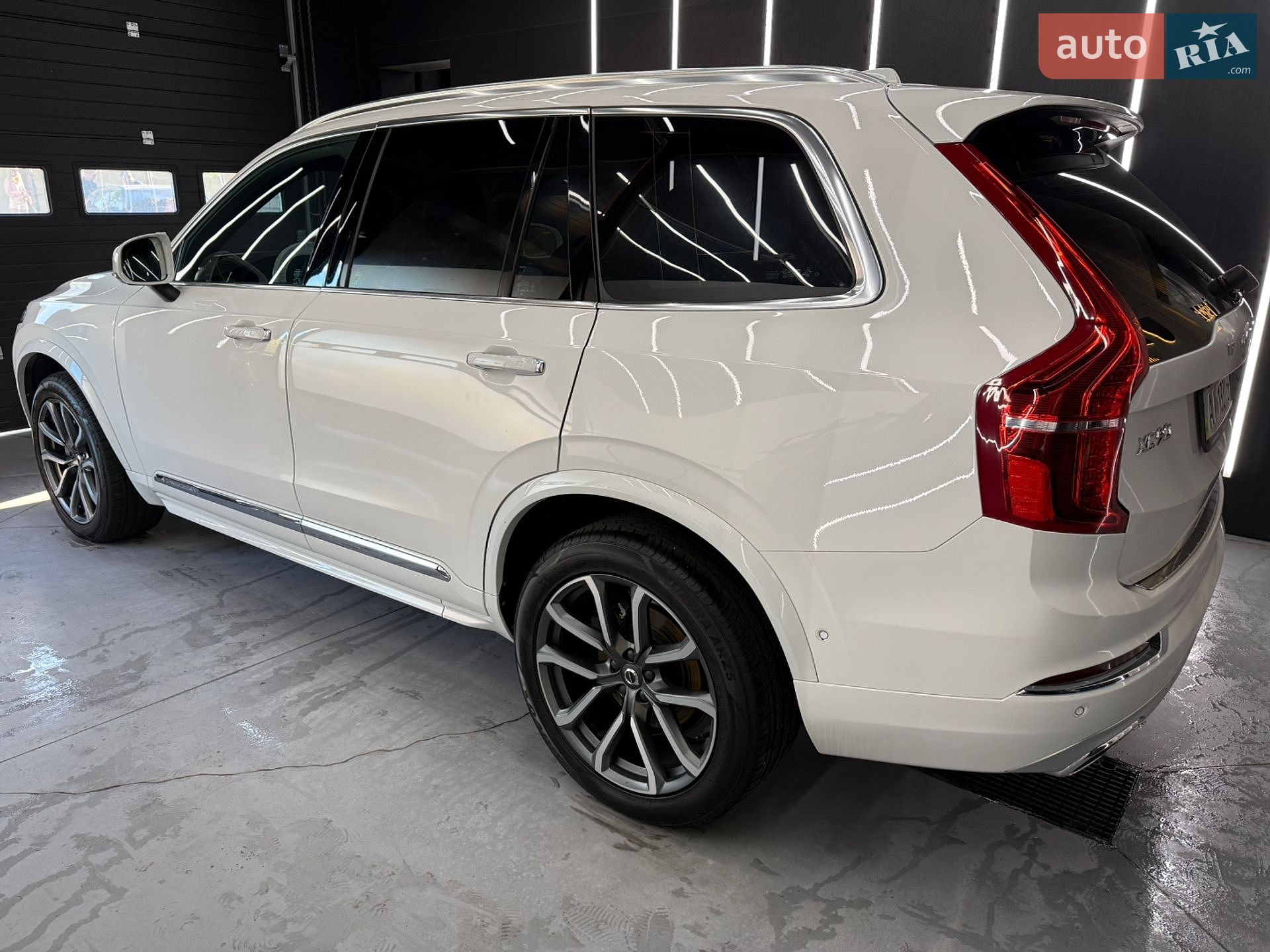 Volvo Xc90 2015 VIN YV1LCA4BCG1034172 фото оголошення 2 з 18