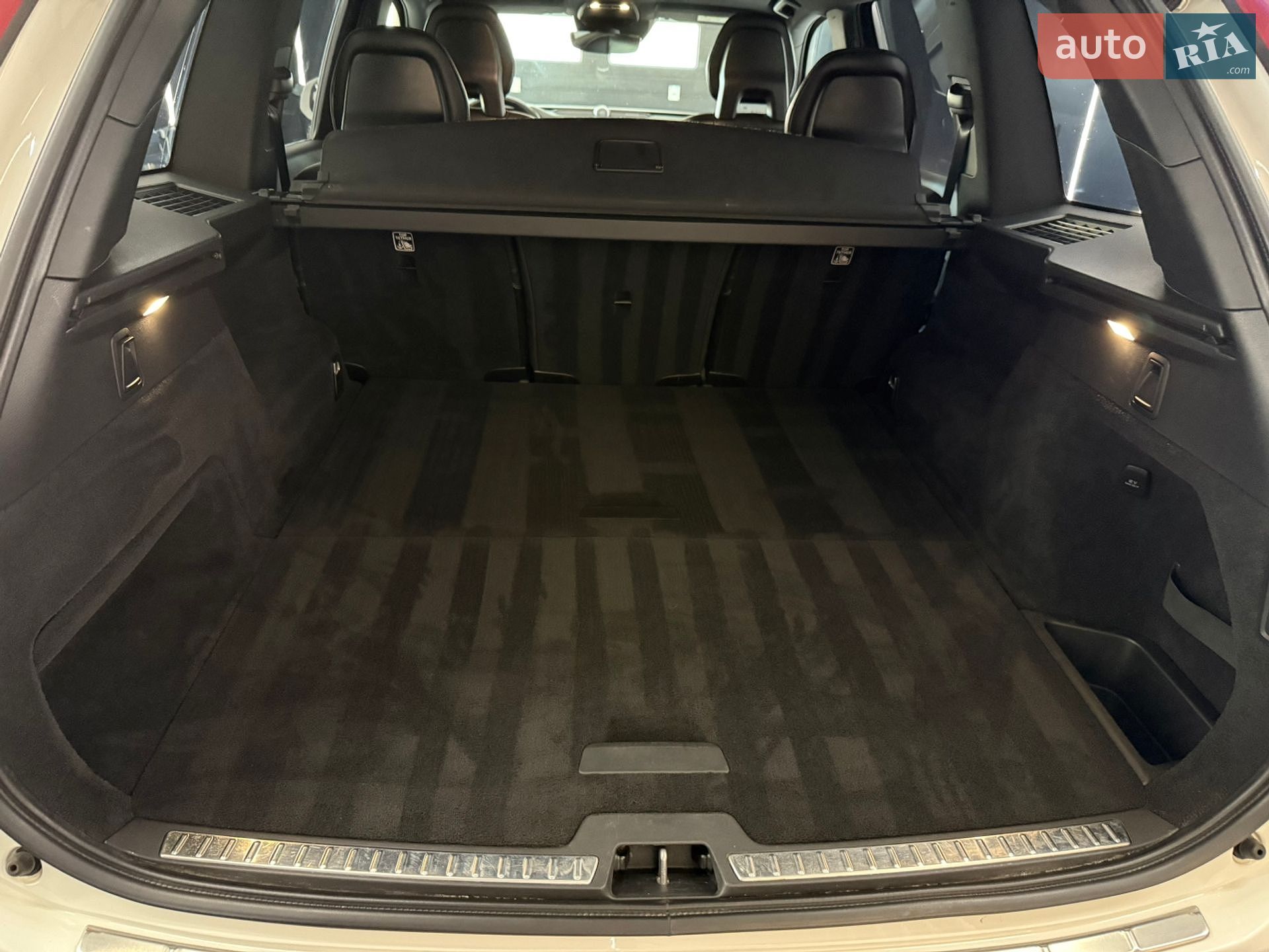 Volvo Xc90 2015 VIN YV1LCA4BCG1034172 фото оголошення 14 з 18