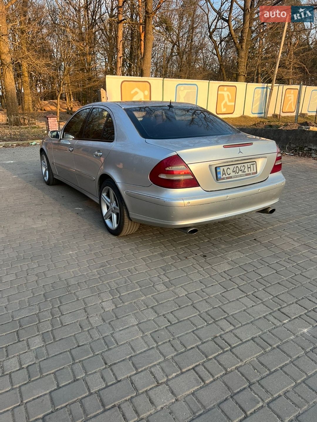 Mercedes-Benz E-Class 2003 VIN WDB2110161A295023 фото оголошення 5 з 6