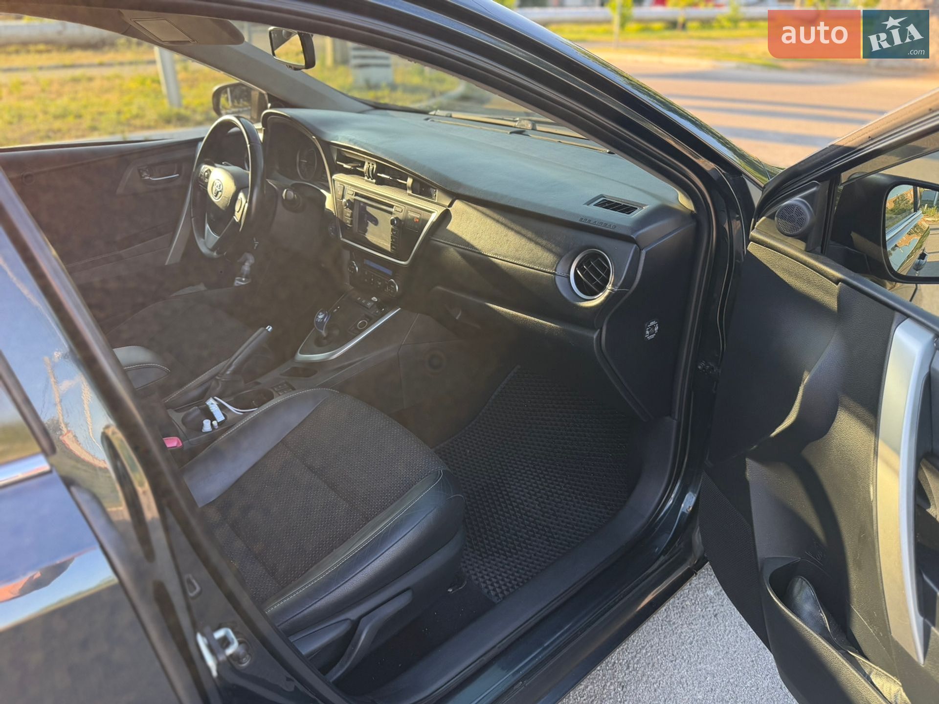 Toyota Auris 2013 VIN SB1ZS3JE30E029304 фото оголошення 9 з 52